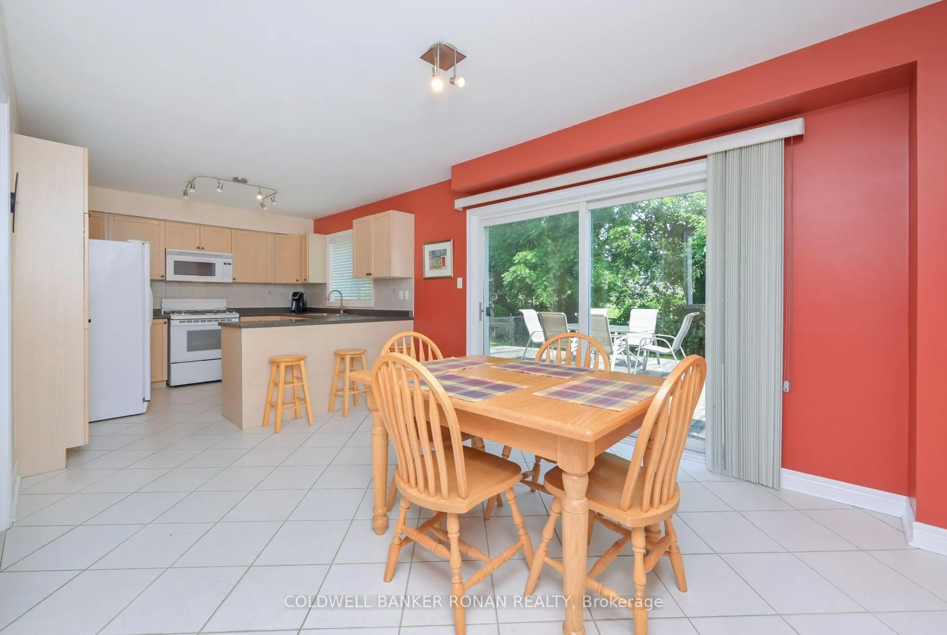 Photo 12 of 35 Jessop Avenue, King, Schomberg — HOMEH