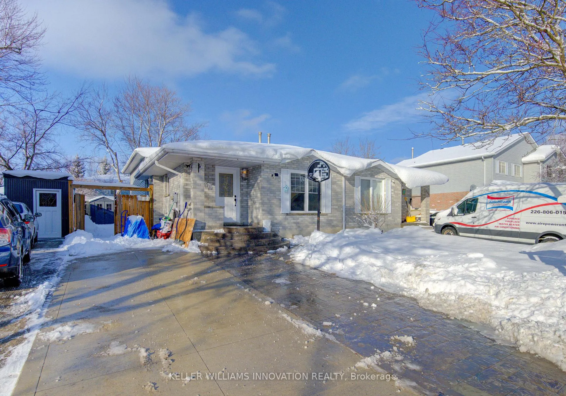 Photo 2 of 430 Bankside Crescent, Kitchener — HOMEH