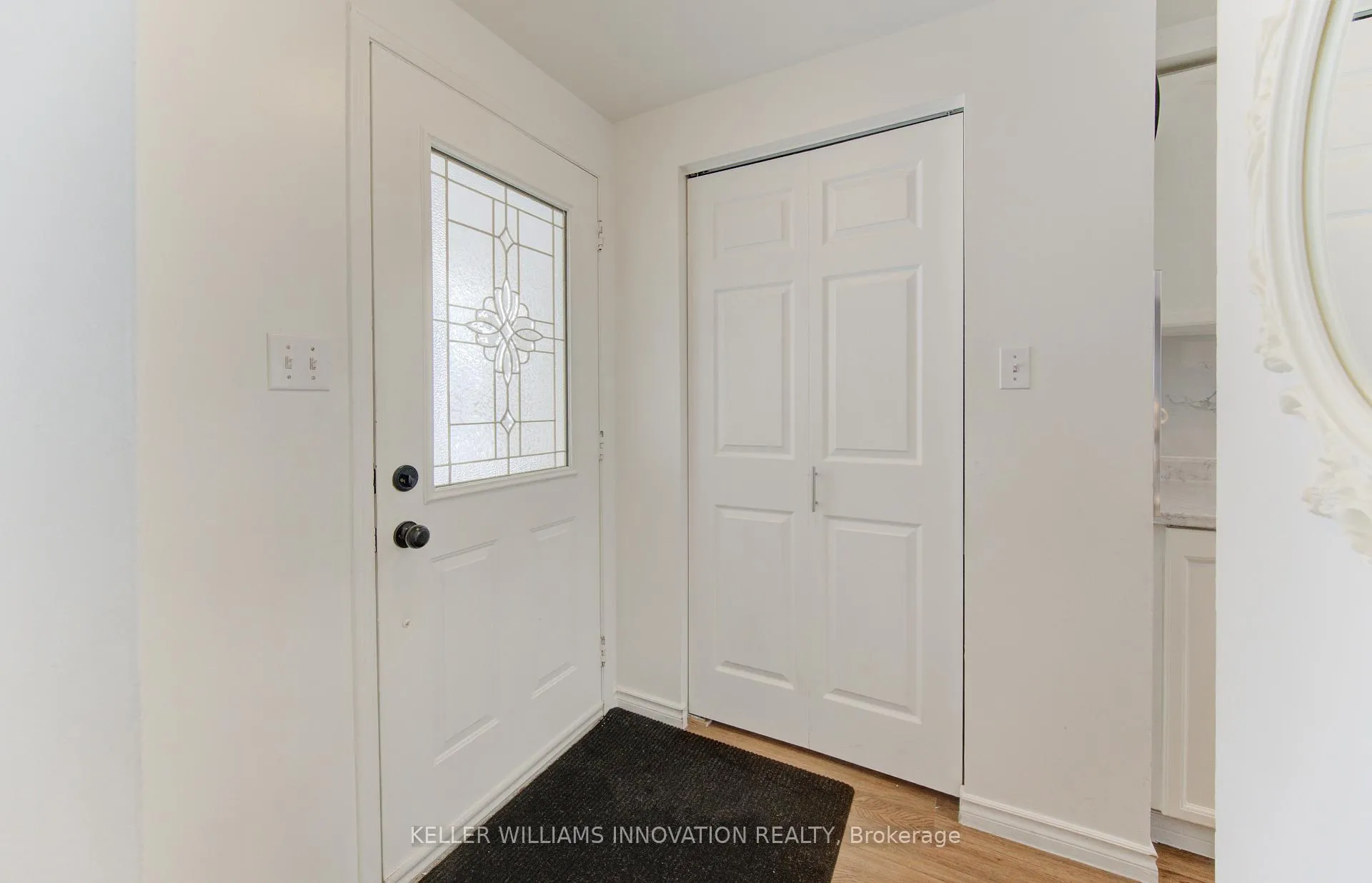 Photo 4 of 430 Bankside Crescent, Kitchener — HOMEH