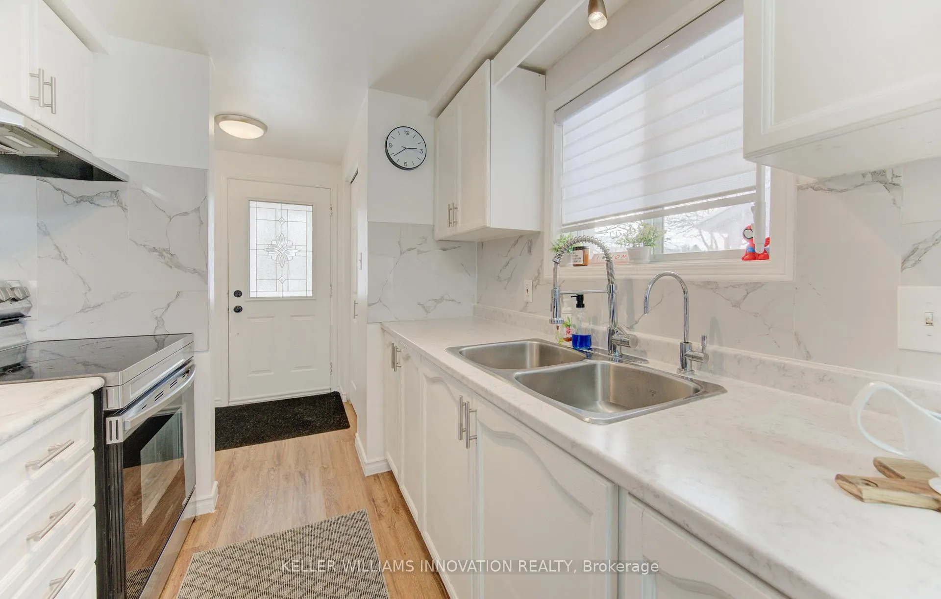 Photo 11 of 430 Bankside Crescent, Kitchener — HOMEH