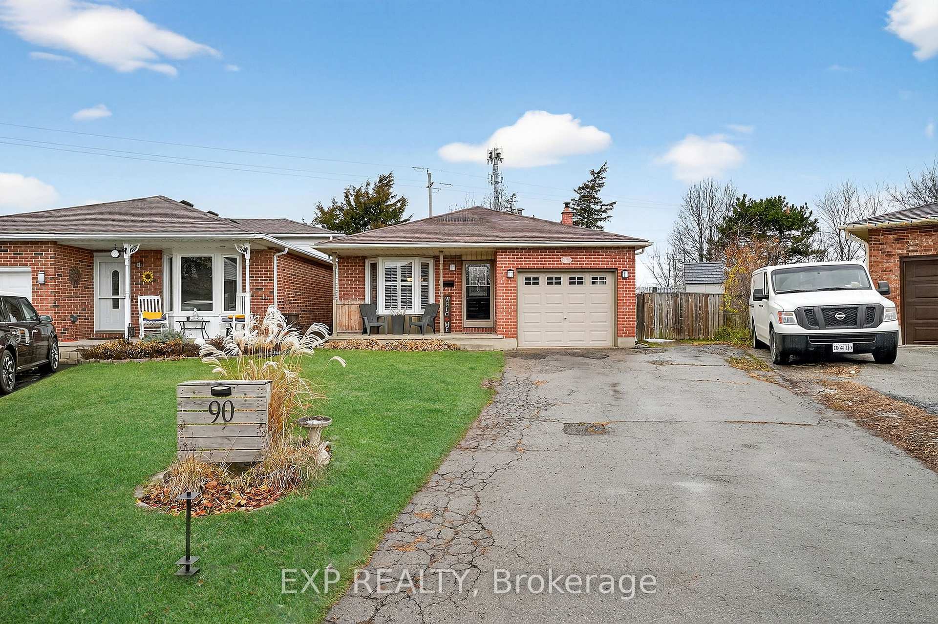 Photo 1 of 90 Sandra Crescent, Grimsby, Grimsby East — HOMEH