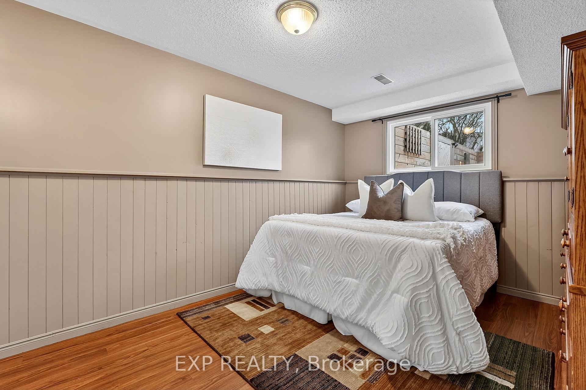 Photo 20 of 90 Sandra Crescent, Grimsby, Grimsby East — HOMEH