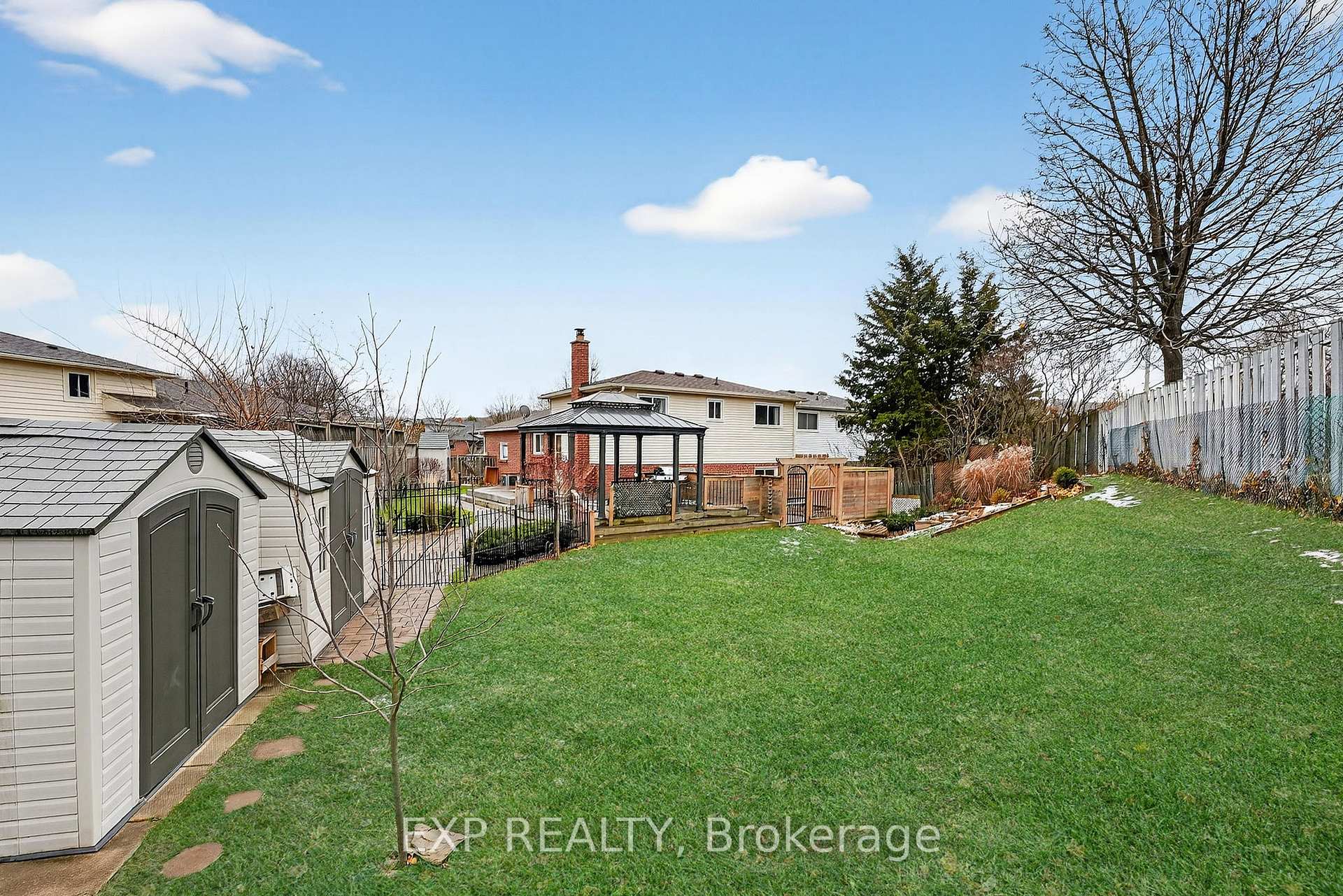 Photo 28 of 90 Sandra Crescent, Grimsby, Grimsby East — HOMEH