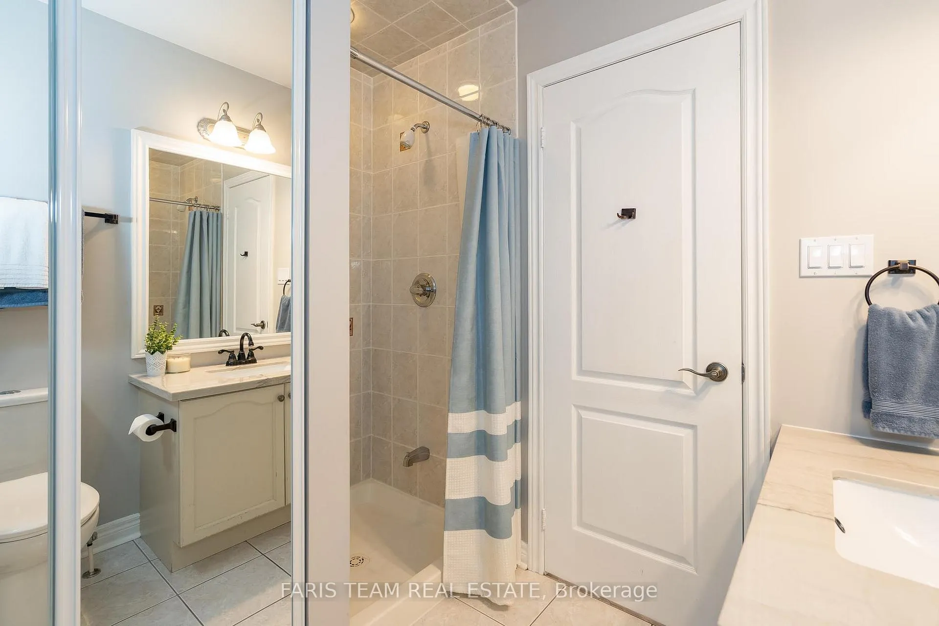 Photo 25 of 28 Camelot Square, Barrie, Innis-Shore — HOMEH