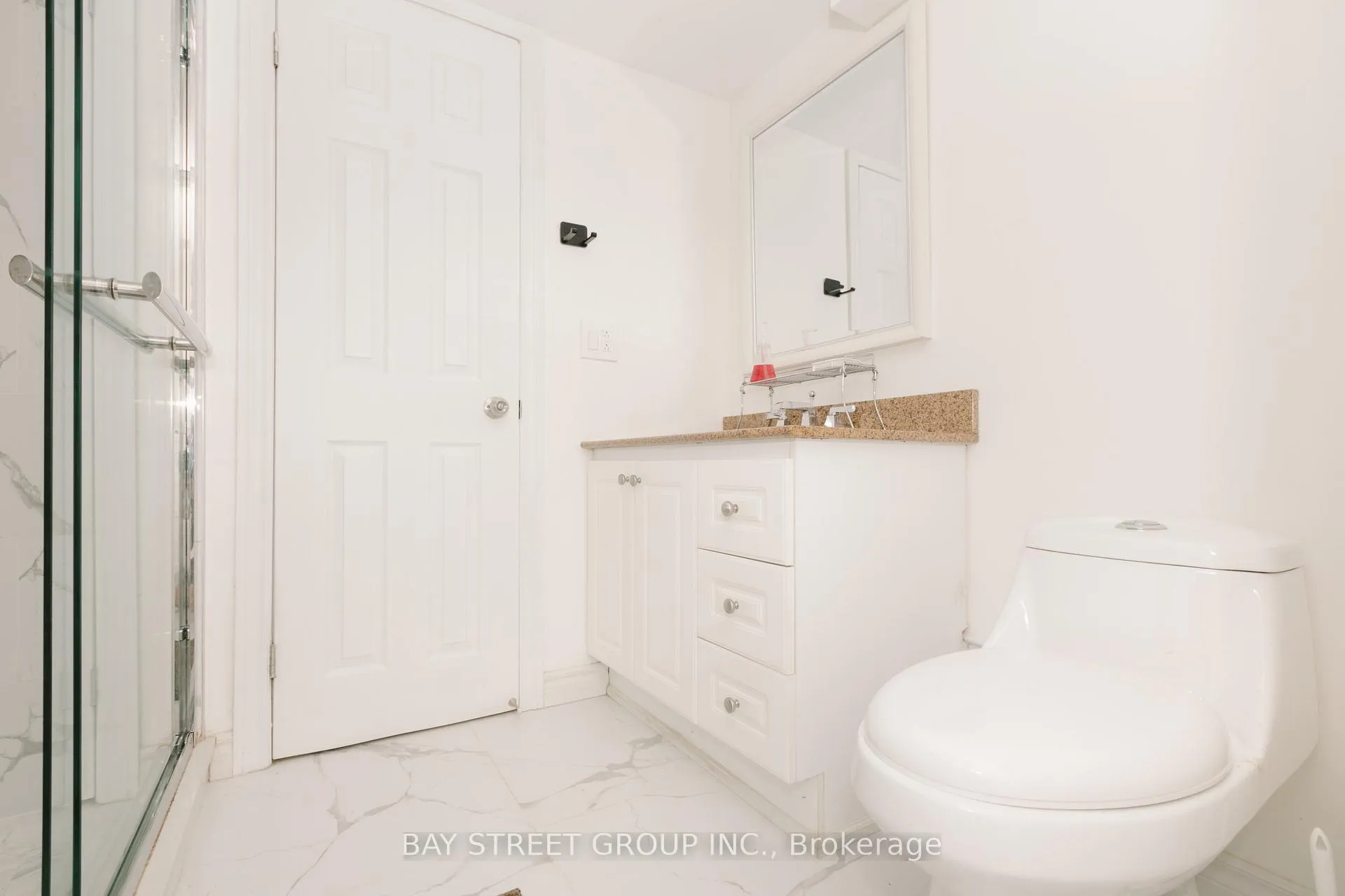 Photo 13 of 16 Honeybourne Crescent, Markham, Bullock — HOMEH