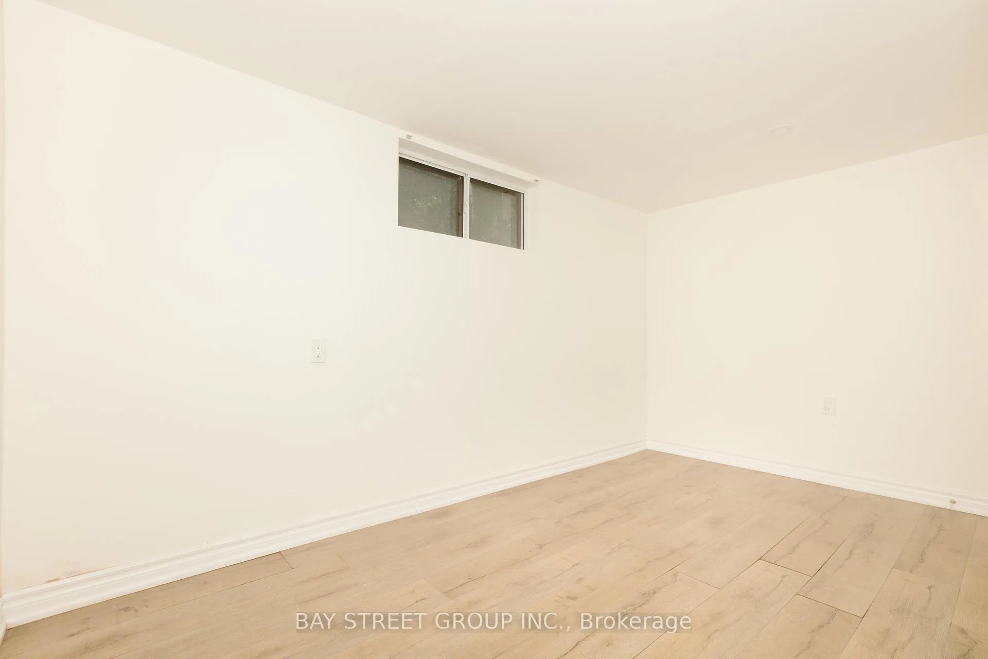 Photo 17 of 16 Honeybourne Crescent, Markham, Bullock — HOMEH