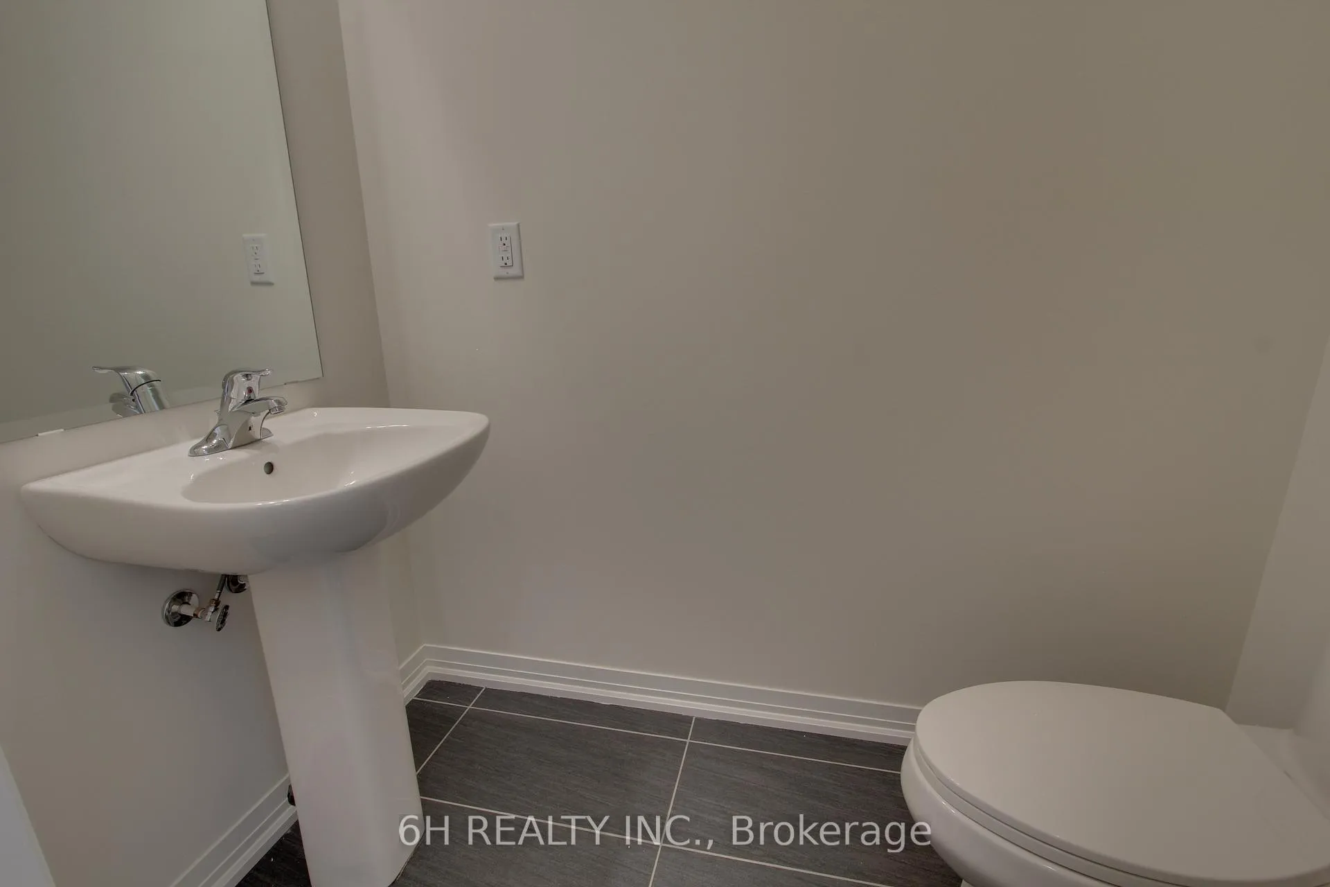 Photo 21 of 2612 Hibiscus Drive, Pickering, Rural Pickering — HOMEH