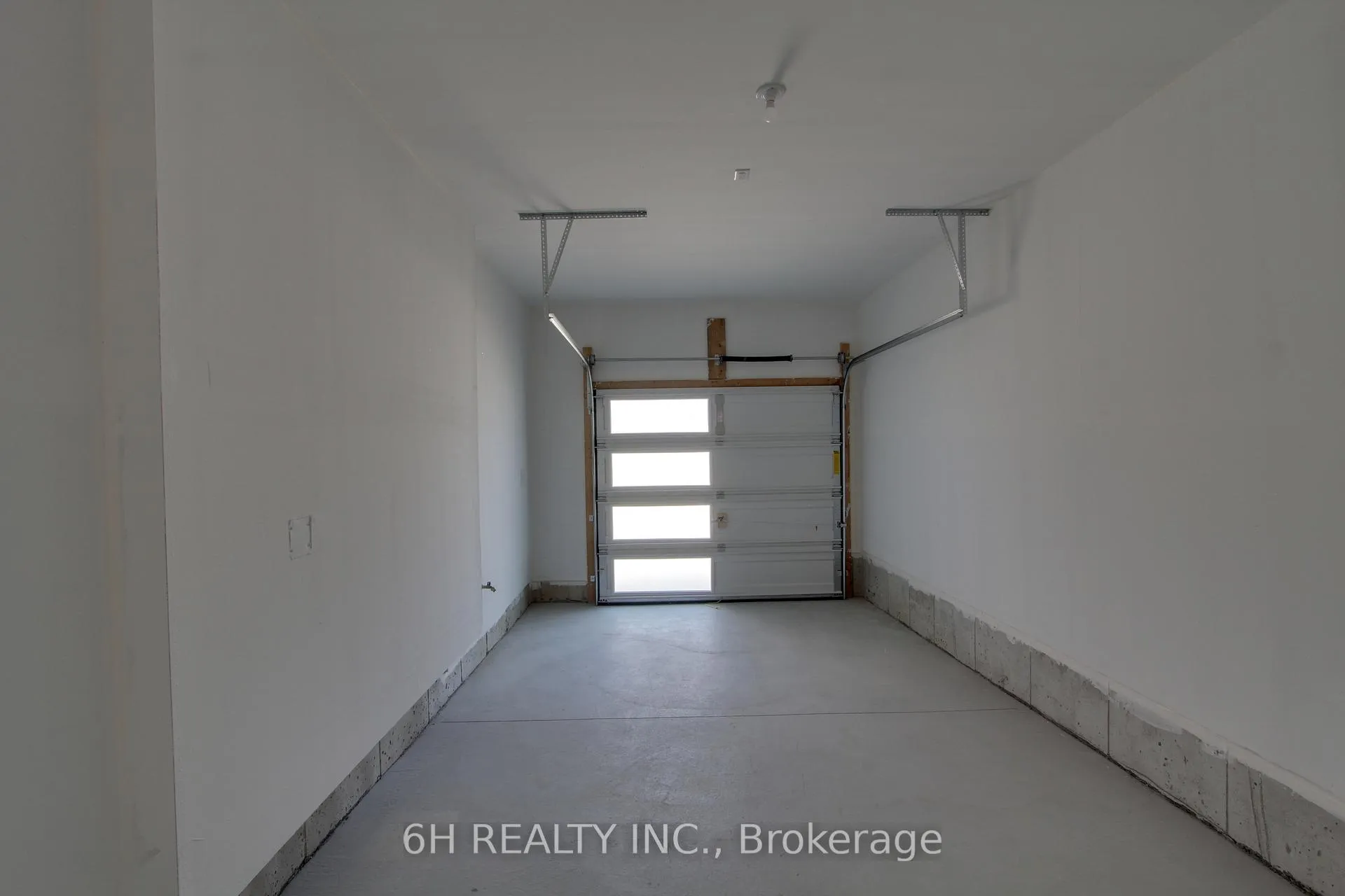Photo 38 of 2612 Hibiscus Drive, Pickering, Rural Pickering — HOMEH