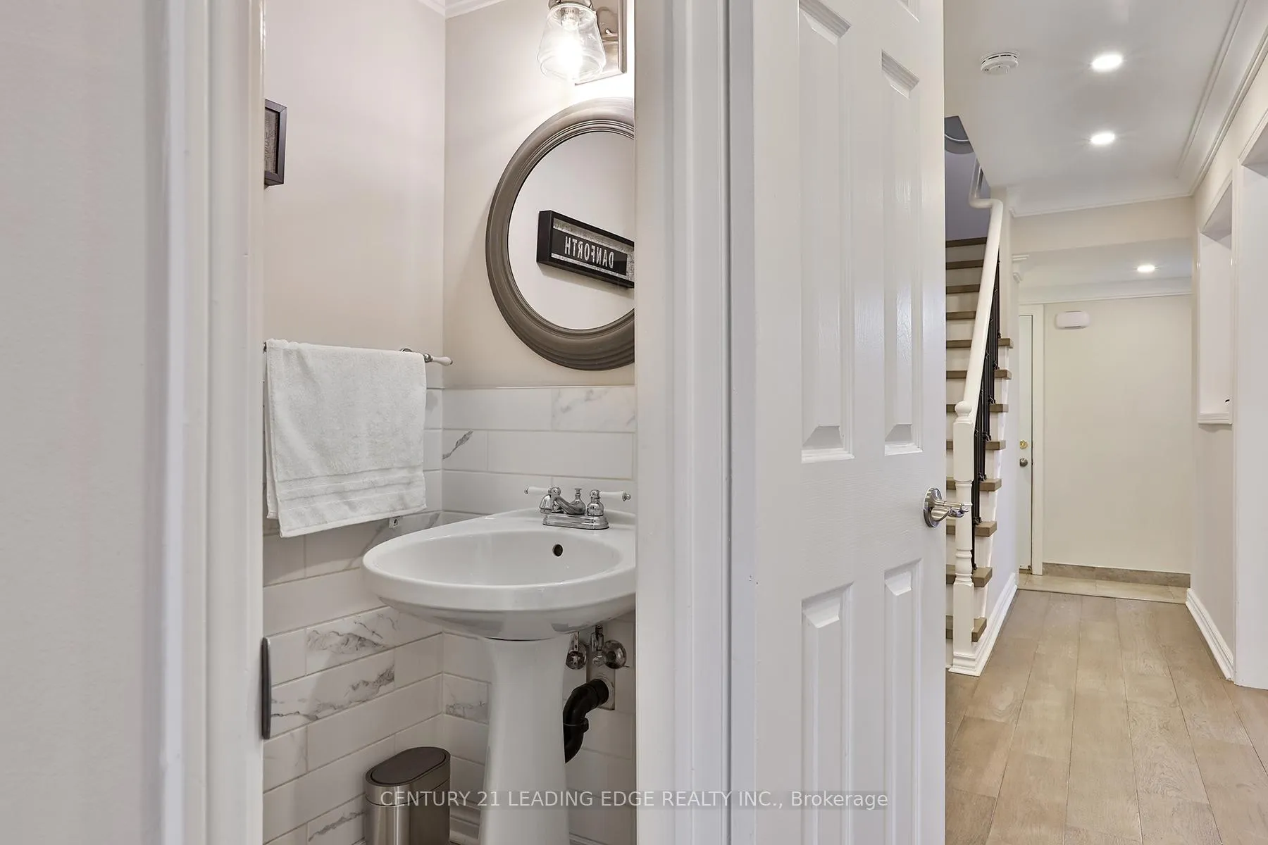 Photo 14 of 1060 Longbow Drive, Pickering, Liverpool — HOMEH