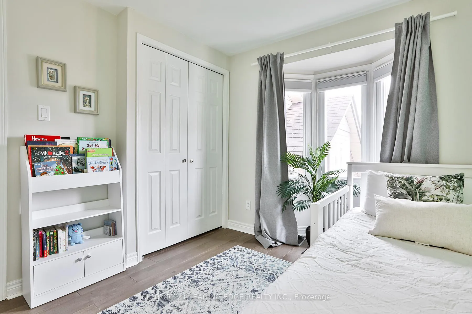 Photo 20 of 1060 Longbow Drive, Pickering, Liverpool — HOMEH
