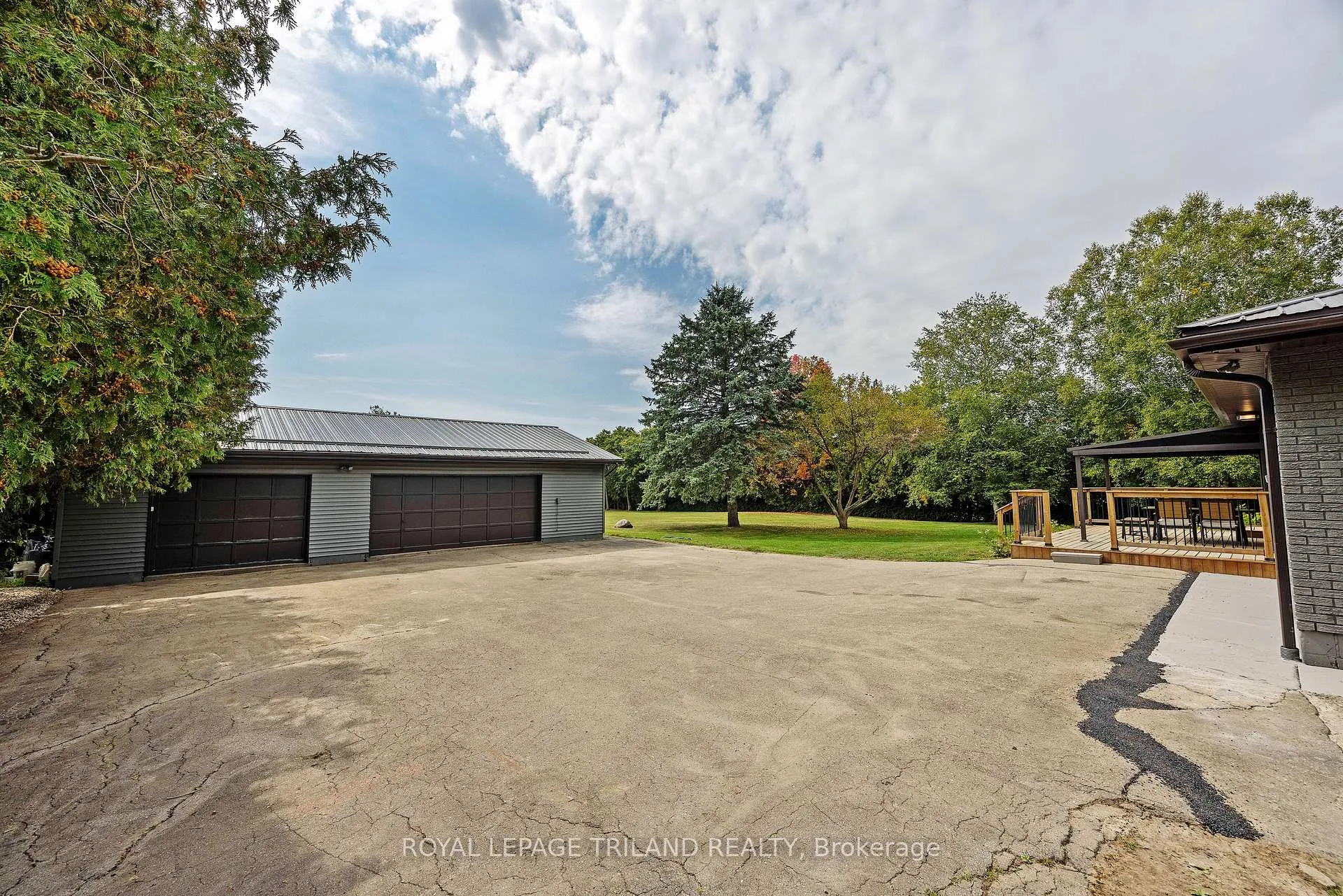 Photo 41 of 829 Avon Drive, Malahide, Rural Malahide — HOMEH