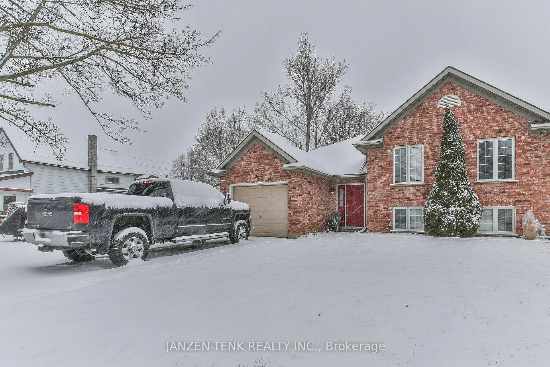 Photo 2 of 63 South Street E, Aylmer — HOMEH