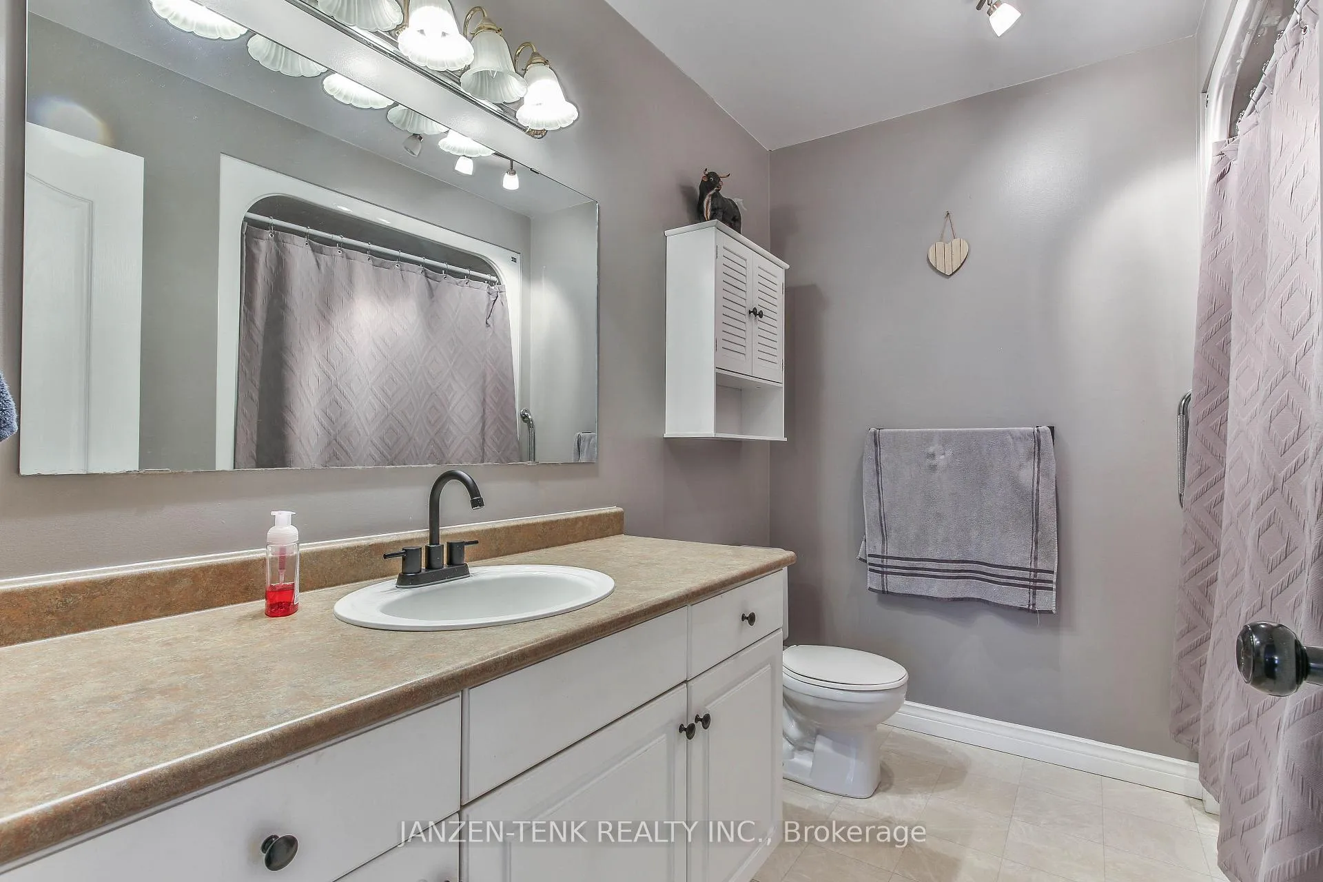 Photo 14 of 63 South Street E, Aylmer — HOMEH