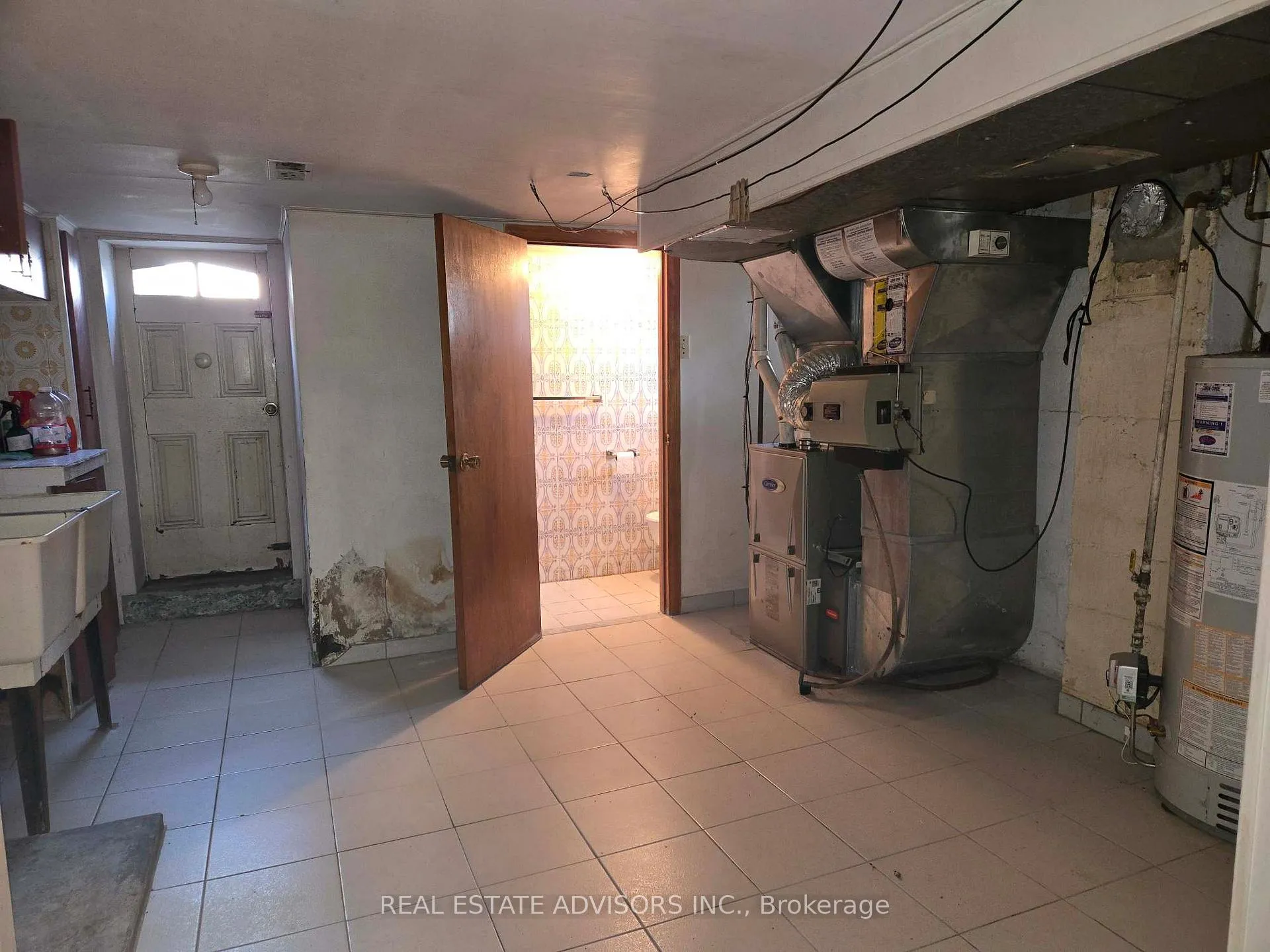 Photo 17 of 2 Ashbury Avenue, Toronto, Oakwood Village — HOMEH