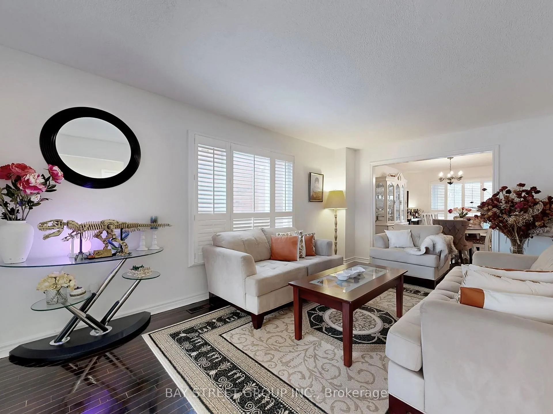 Photo 4 of 36 Durant Crescent, Markham, Middlefield — HOMEH