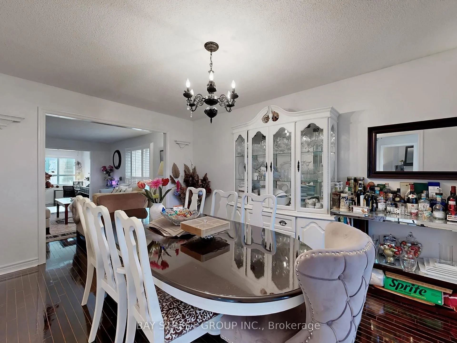 Photo 9 of 36 Durant Crescent, Markham, Middlefield — HOMEH