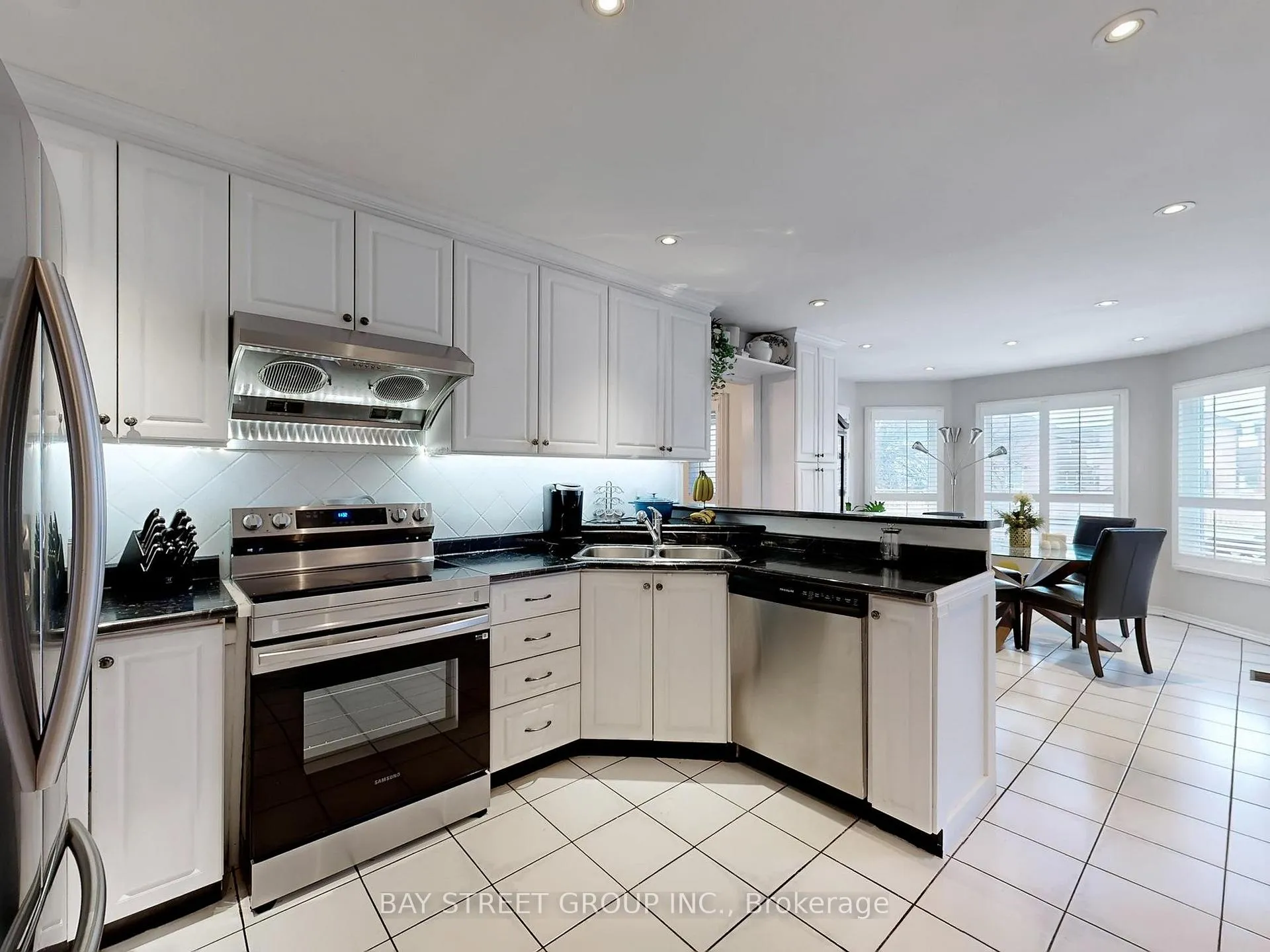 Photo 15 of 36 Durant Crescent, Markham, Middlefield — HOMEH
