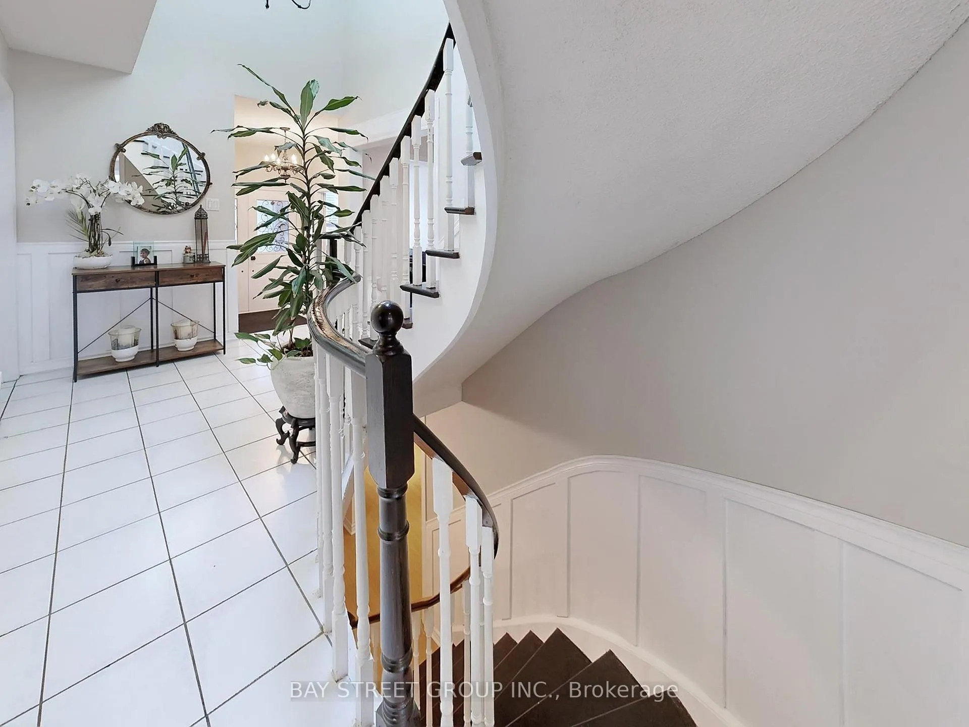 Photo 30 of 36 Durant Crescent, Markham, Middlefield — HOMEH
