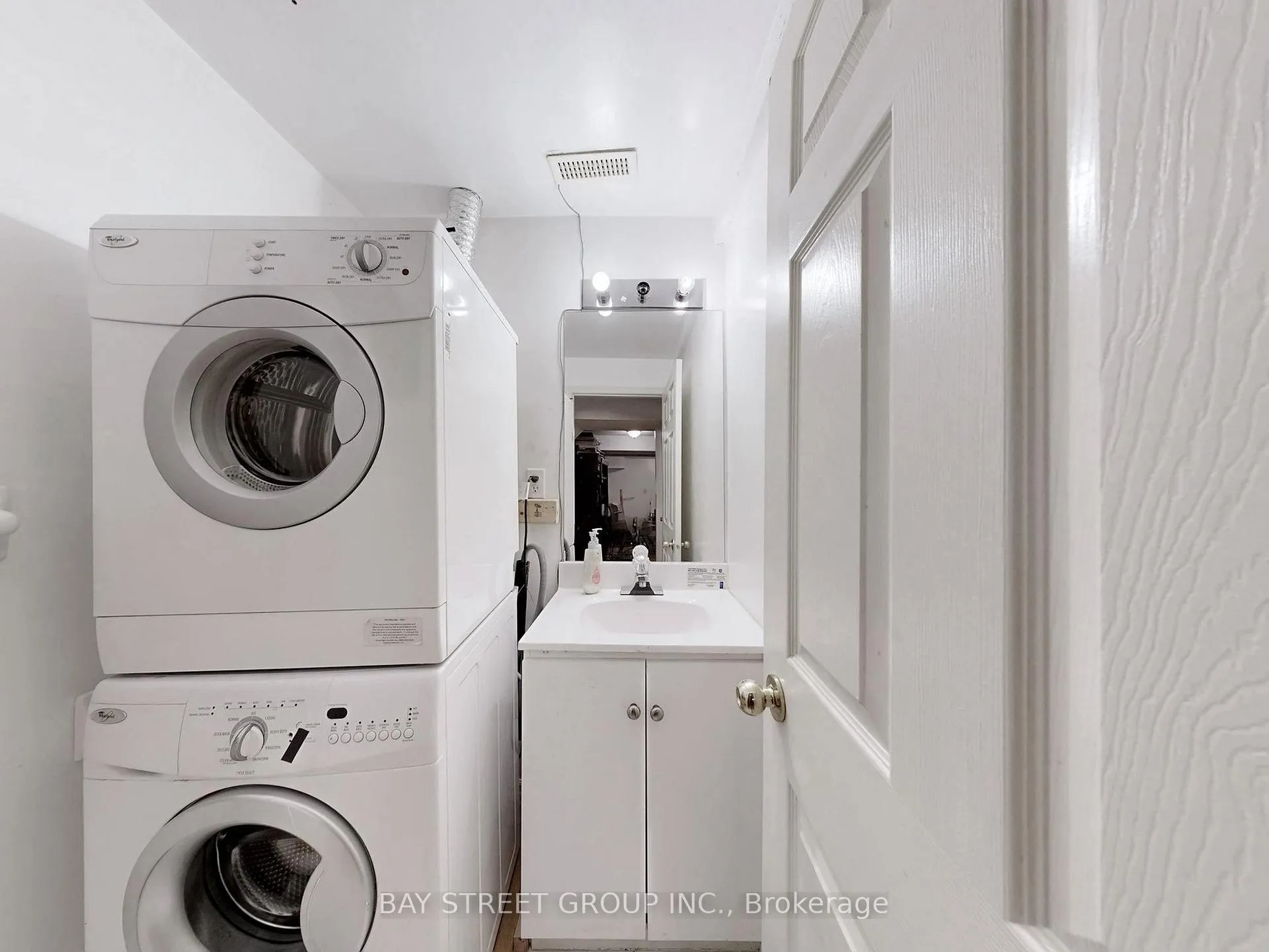 Photo 38 of 36 Durant Crescent, Markham, Middlefield — HOMEH