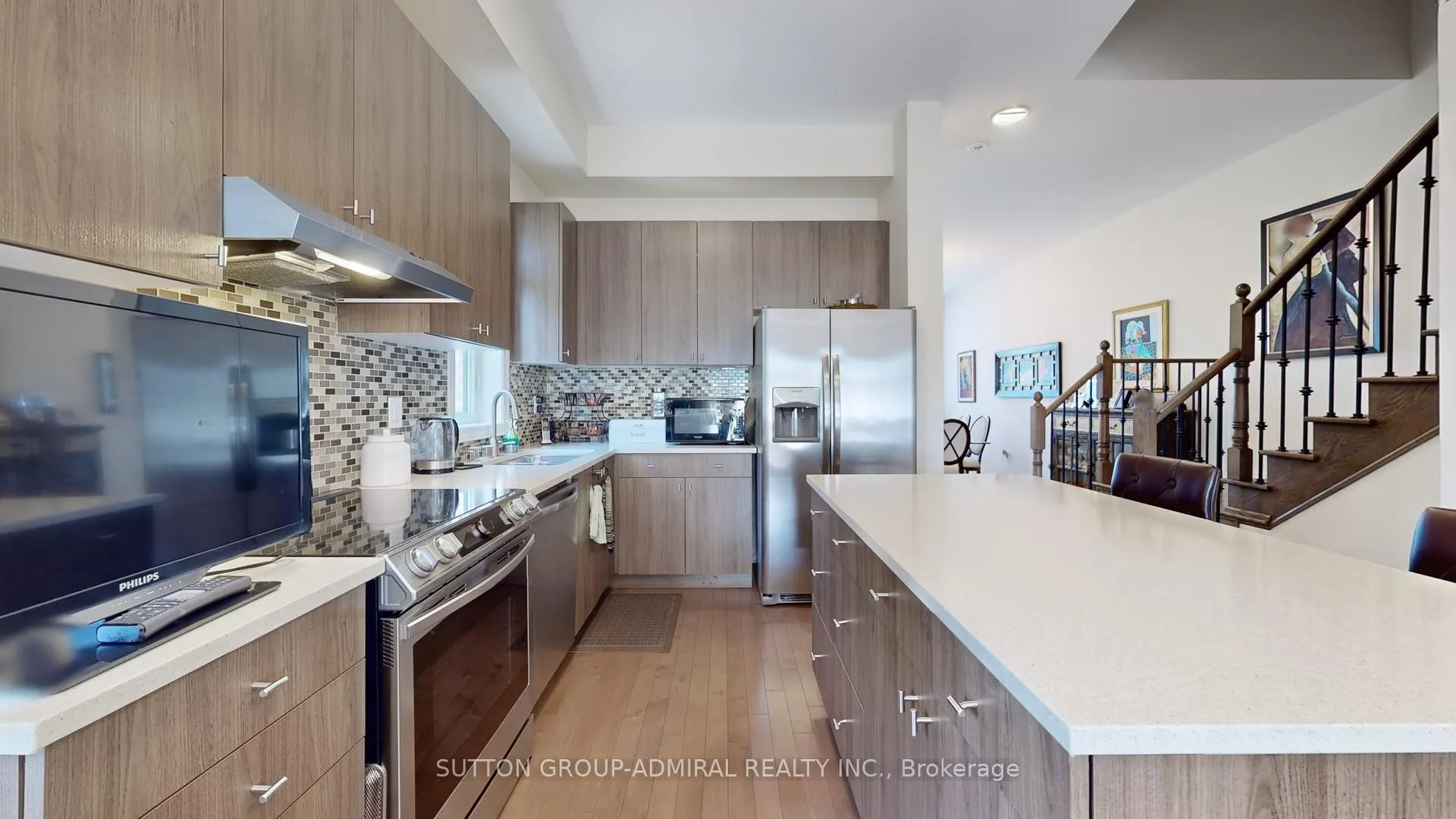 Photo 4 of 143 Lebovic Campus Drive, Vaughan, Patterson — HOMEH