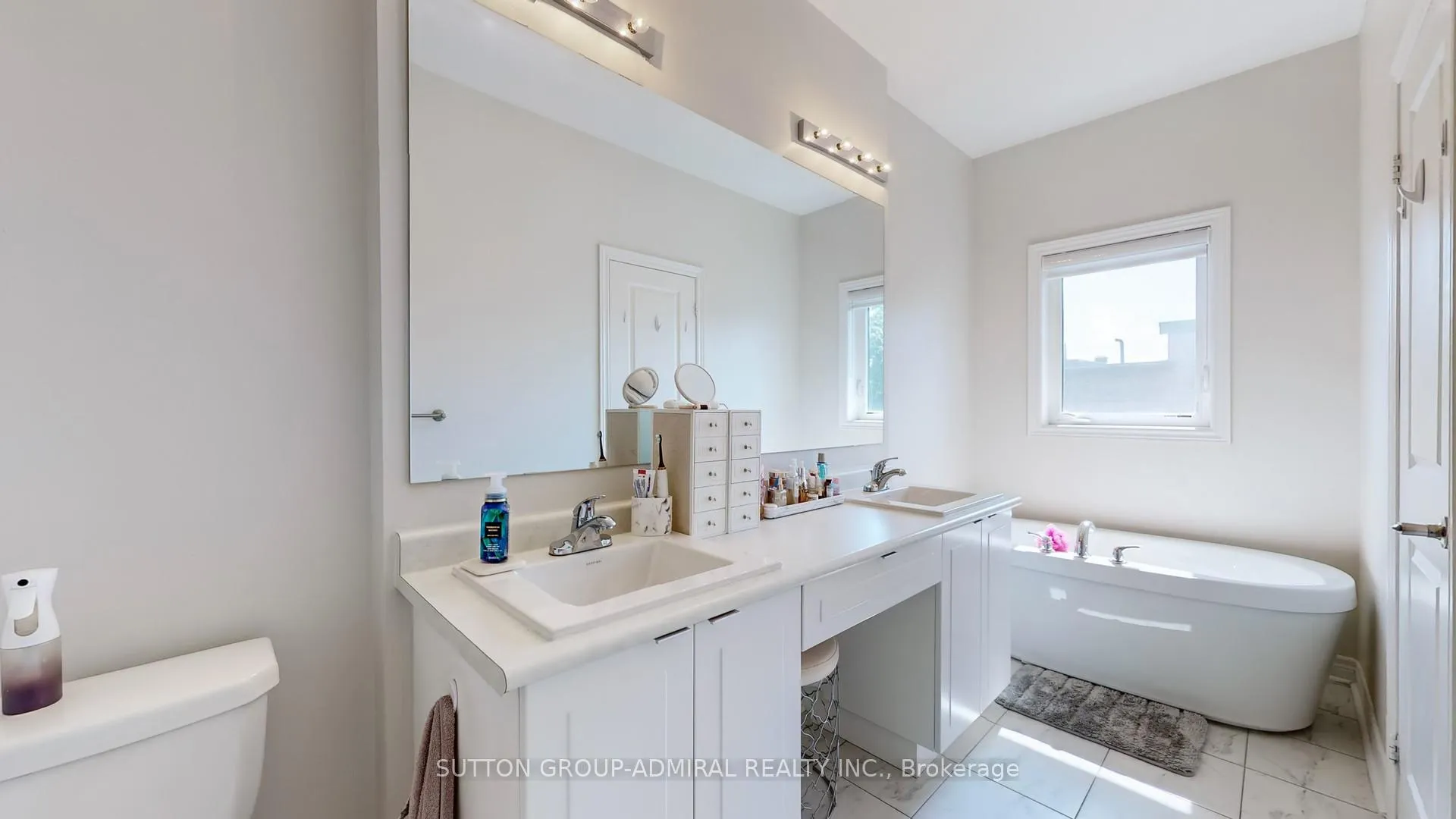 Photo 16 of 143 Lebovic Campus Drive, Vaughan, Patterson — HOMEH