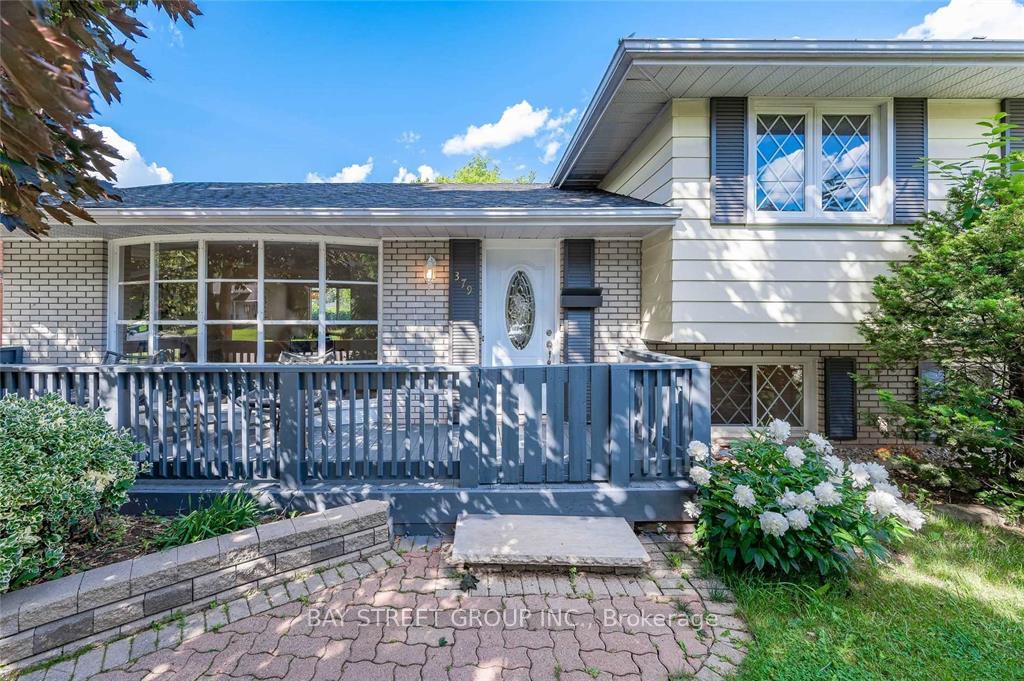 Photo 3 of 379 Meadowhill Road, Burlington, Appleby — HOMEH