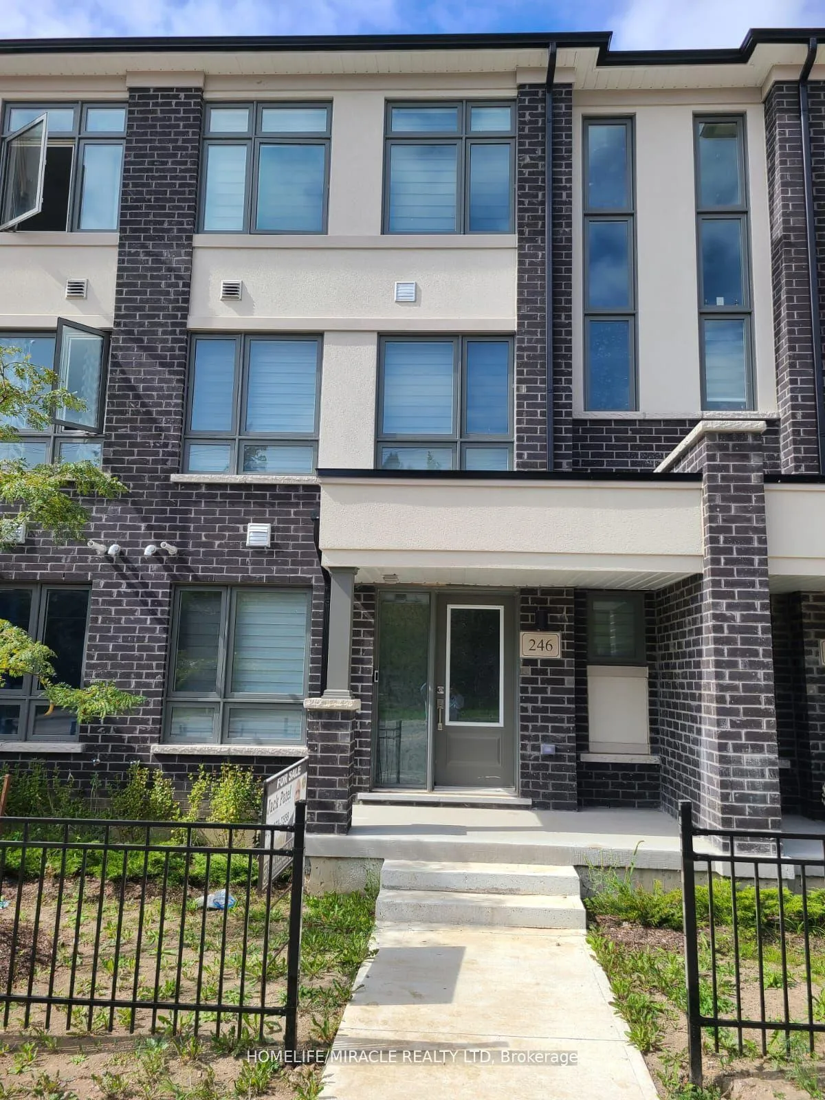 Front of Unit RD N, 246 Townline Road N
