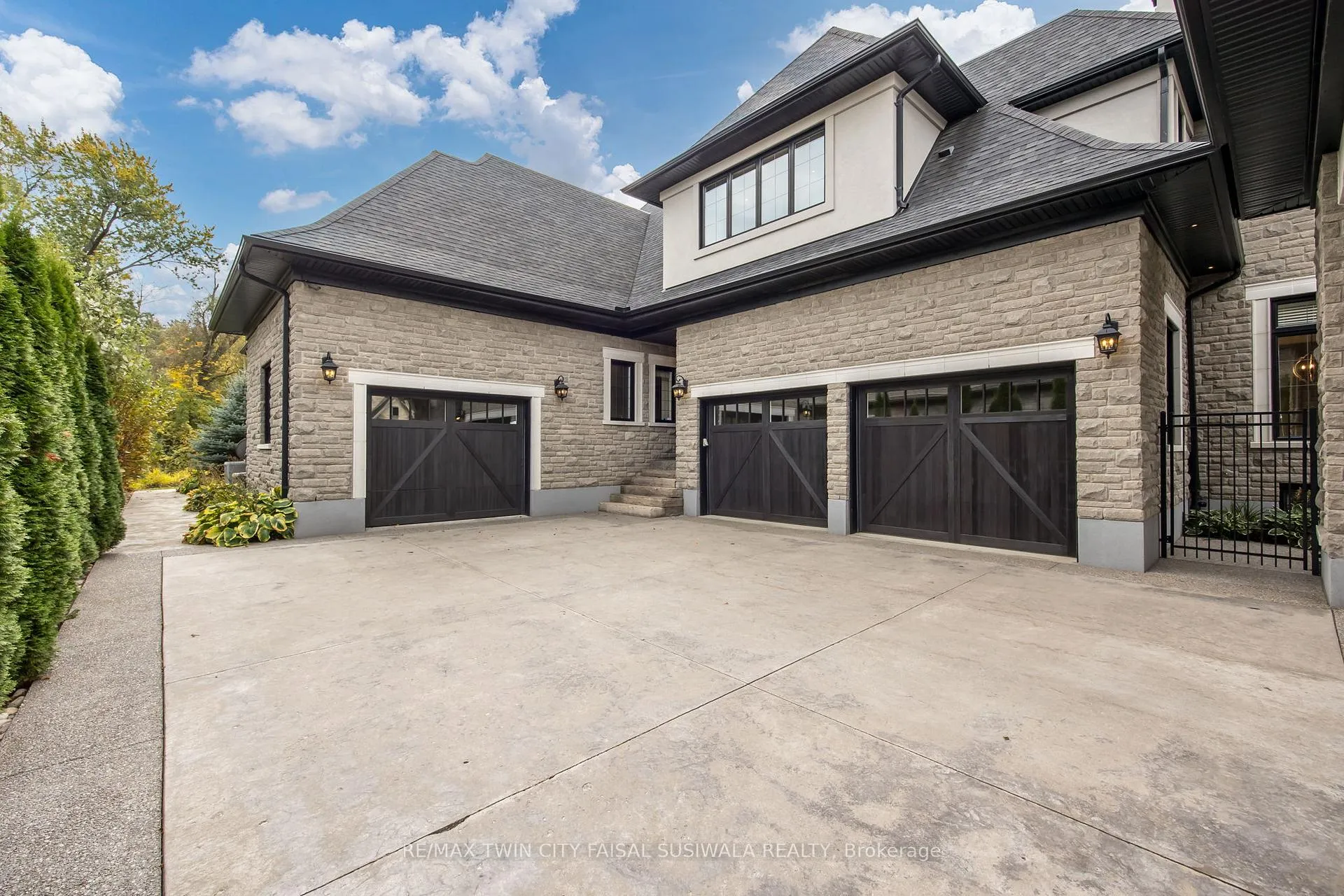 Photo 3 of 505 Morrison Road, Kitchener — HOMEH