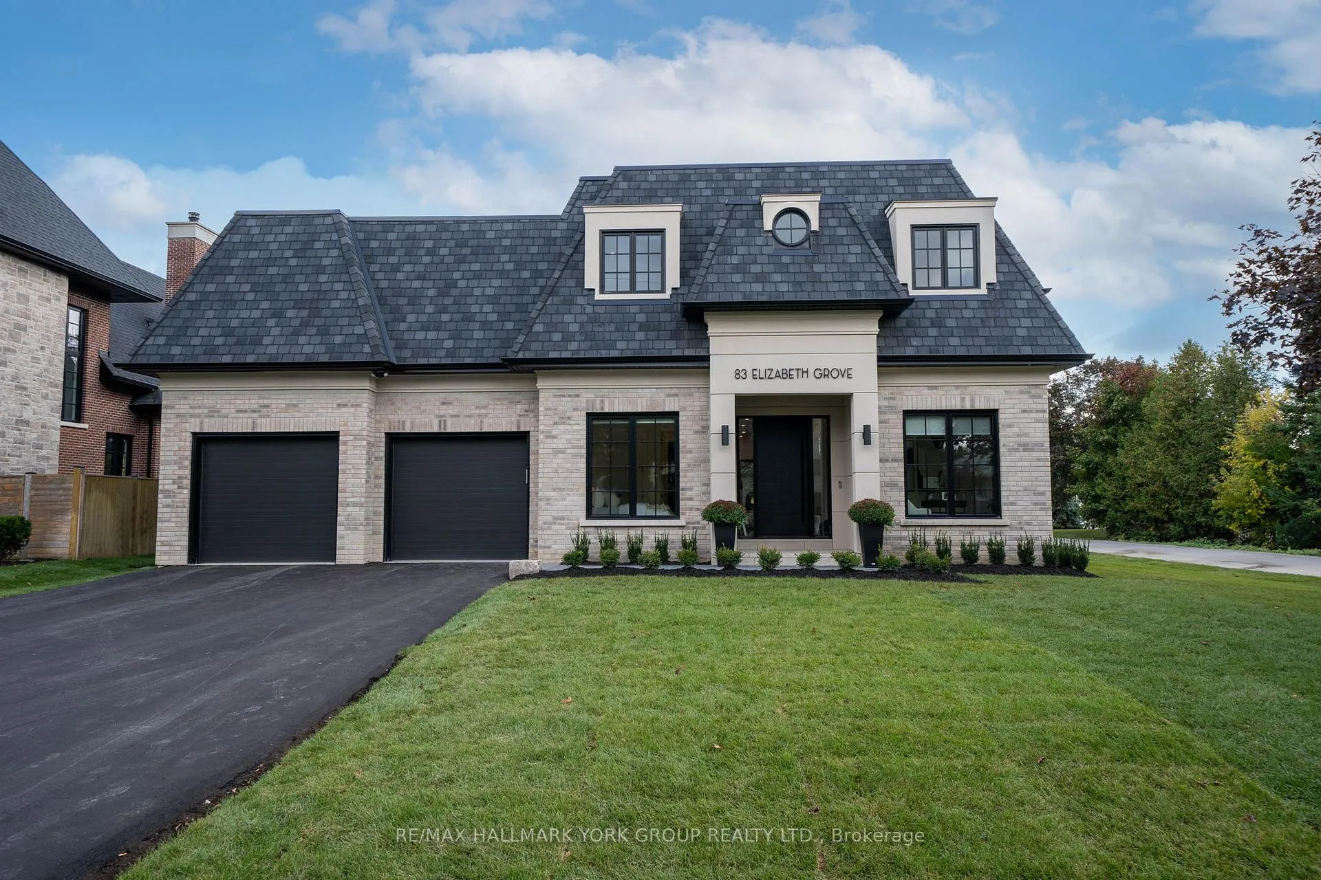 Photo 3 of 83 Elizabeth Grove, King, King City — HOMEH