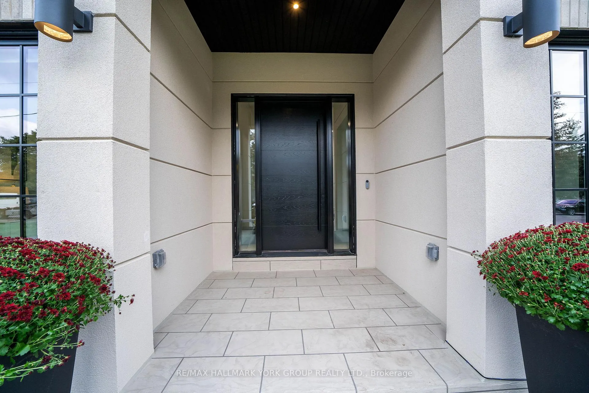 Photo 5 of 83 Elizabeth Grove, King, King City — HOMEH