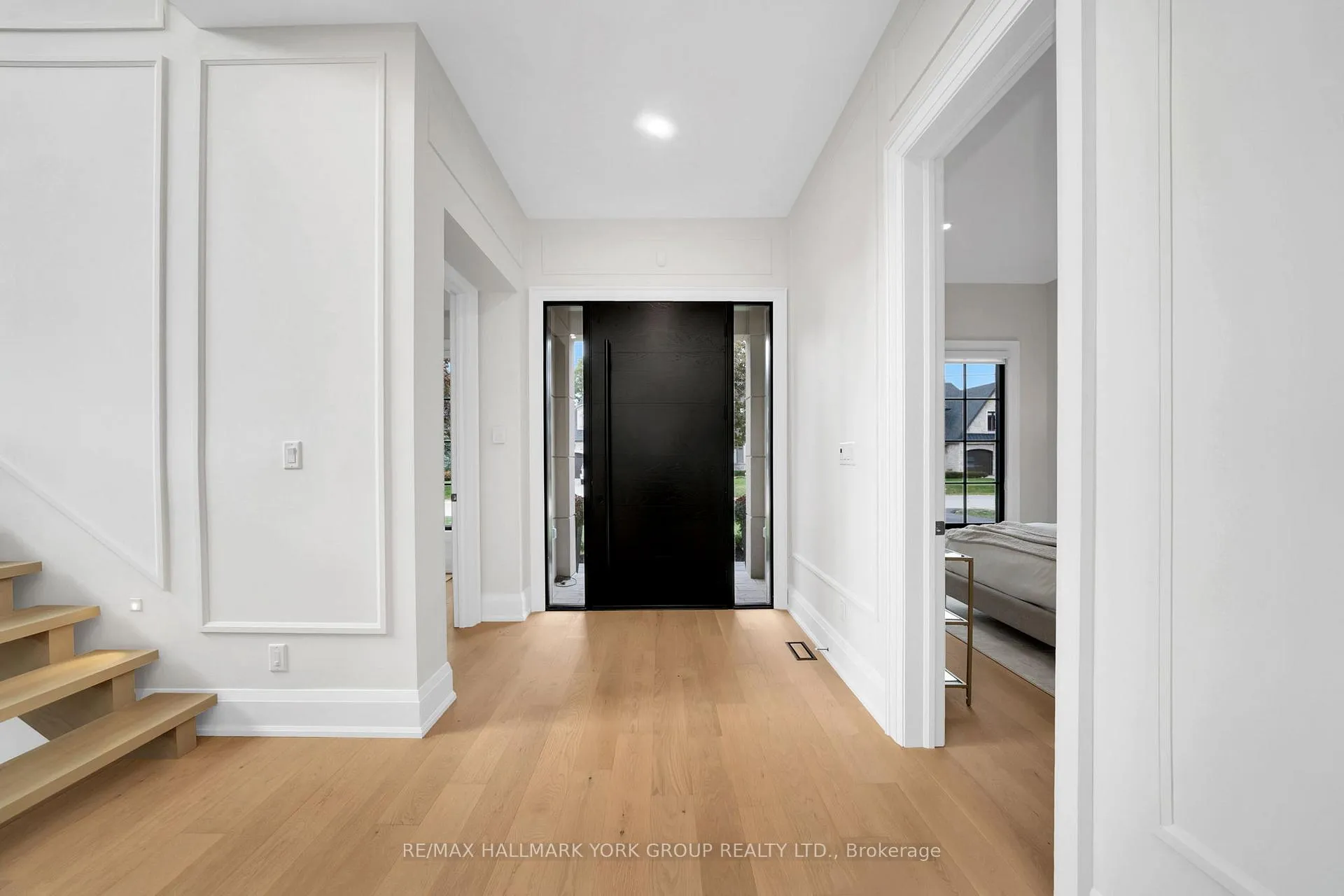 Photo 6 of 83 Elizabeth Grove, King, King City — HOMEH