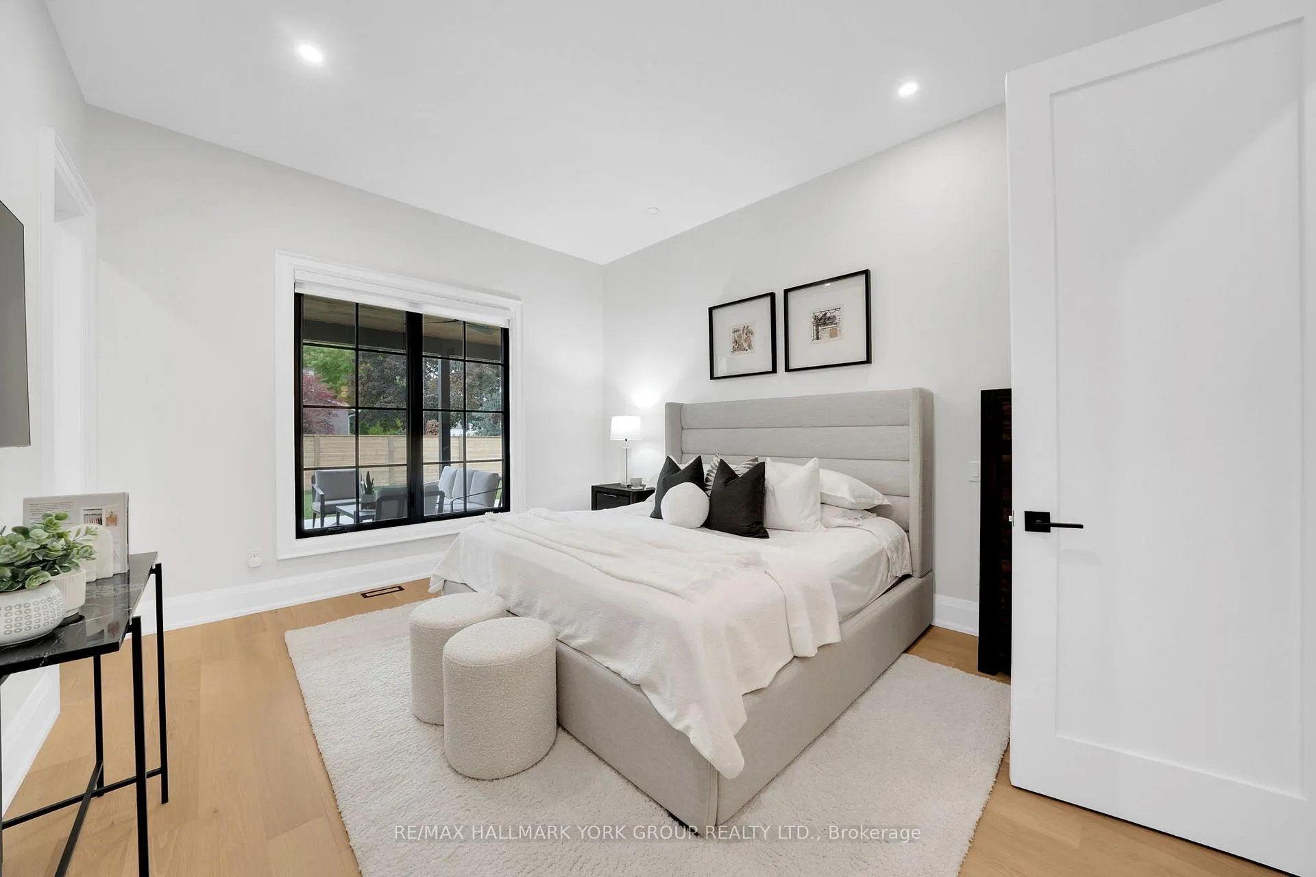 Photo 19 of 83 Elizabeth Grove, King, King City — HOMEH