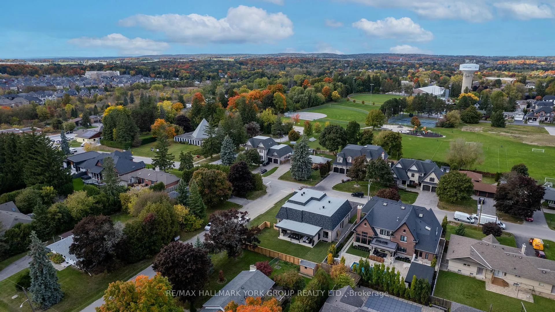 Photo 39 of 83 Elizabeth Grove, King, King City — HOMEH