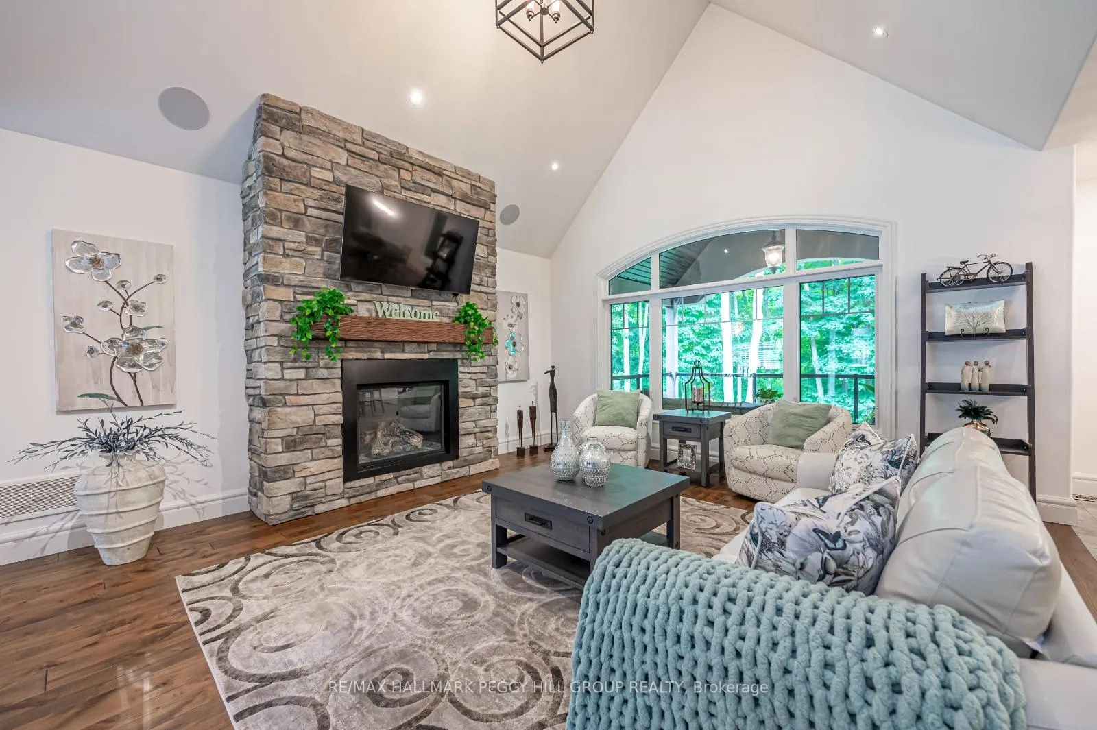 Photo 5 of 28 Heron Boulevard, Springwater, Snow Valley — HOMEH