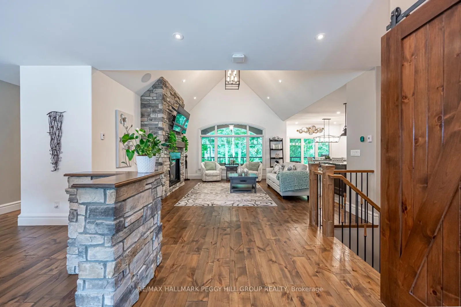 Photo 11 of 28 Heron Boulevard, Springwater, Snow Valley — HOMEH