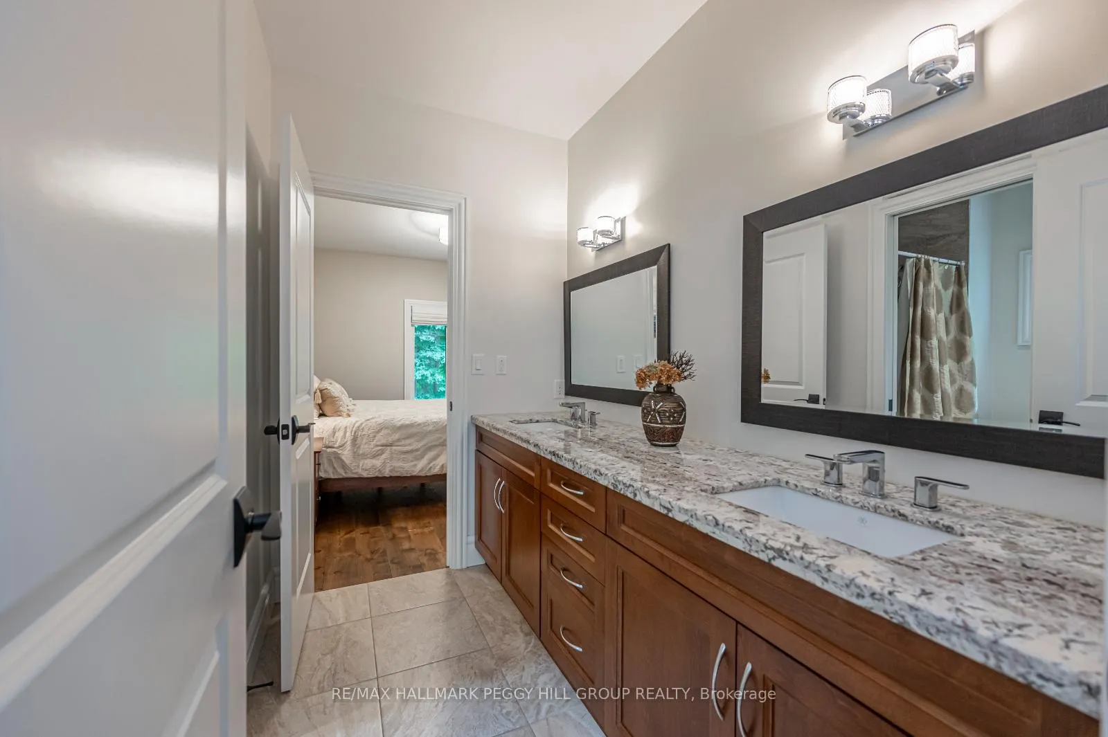 Photo 18 of 28 Heron Boulevard, Springwater, Snow Valley — HOMEH