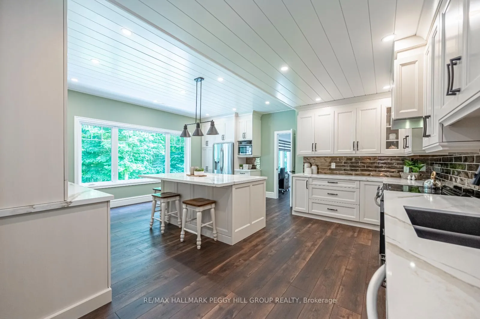 Photo 25 of 28 Heron Boulevard, Springwater, Snow Valley — HOMEH