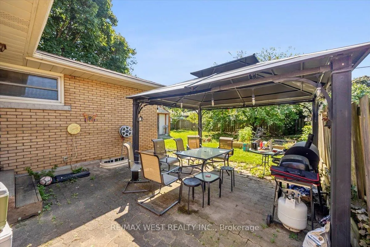 Photo 14 of 59 Maywood Road, Kitchener — HOMEH