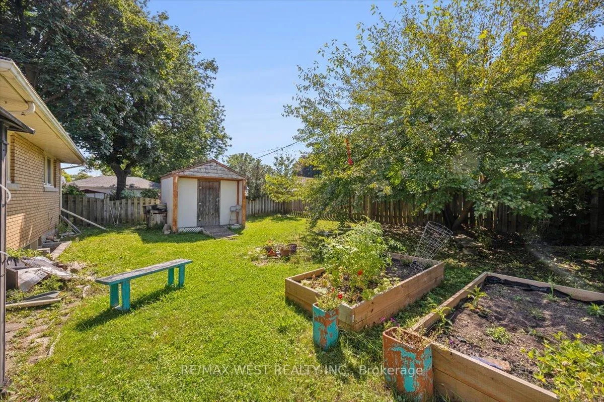 Photo 15 of 59 Maywood Road, Kitchener — HOMEH