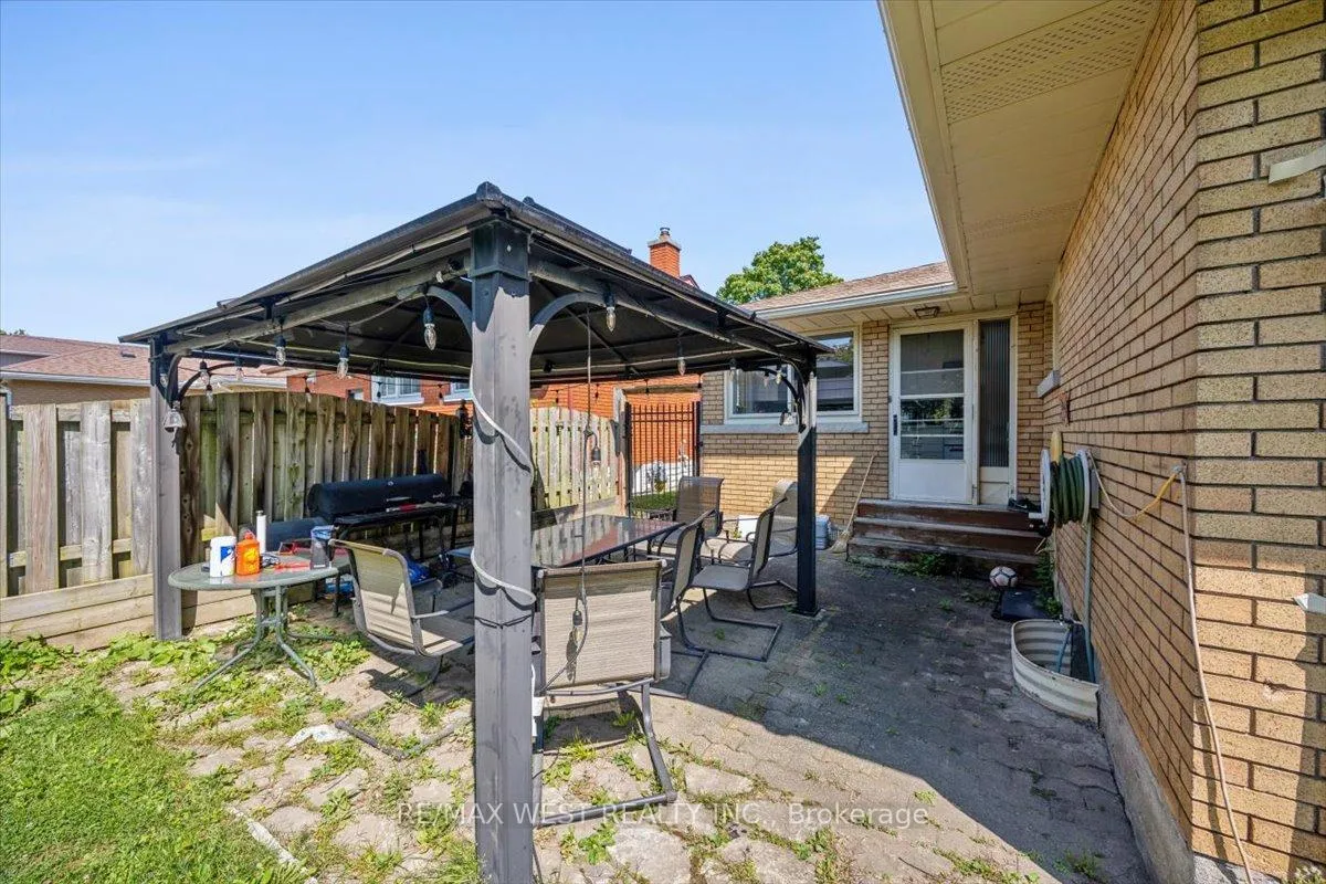 Photo 18 of 59 Maywood Road, Kitchener — HOMEH