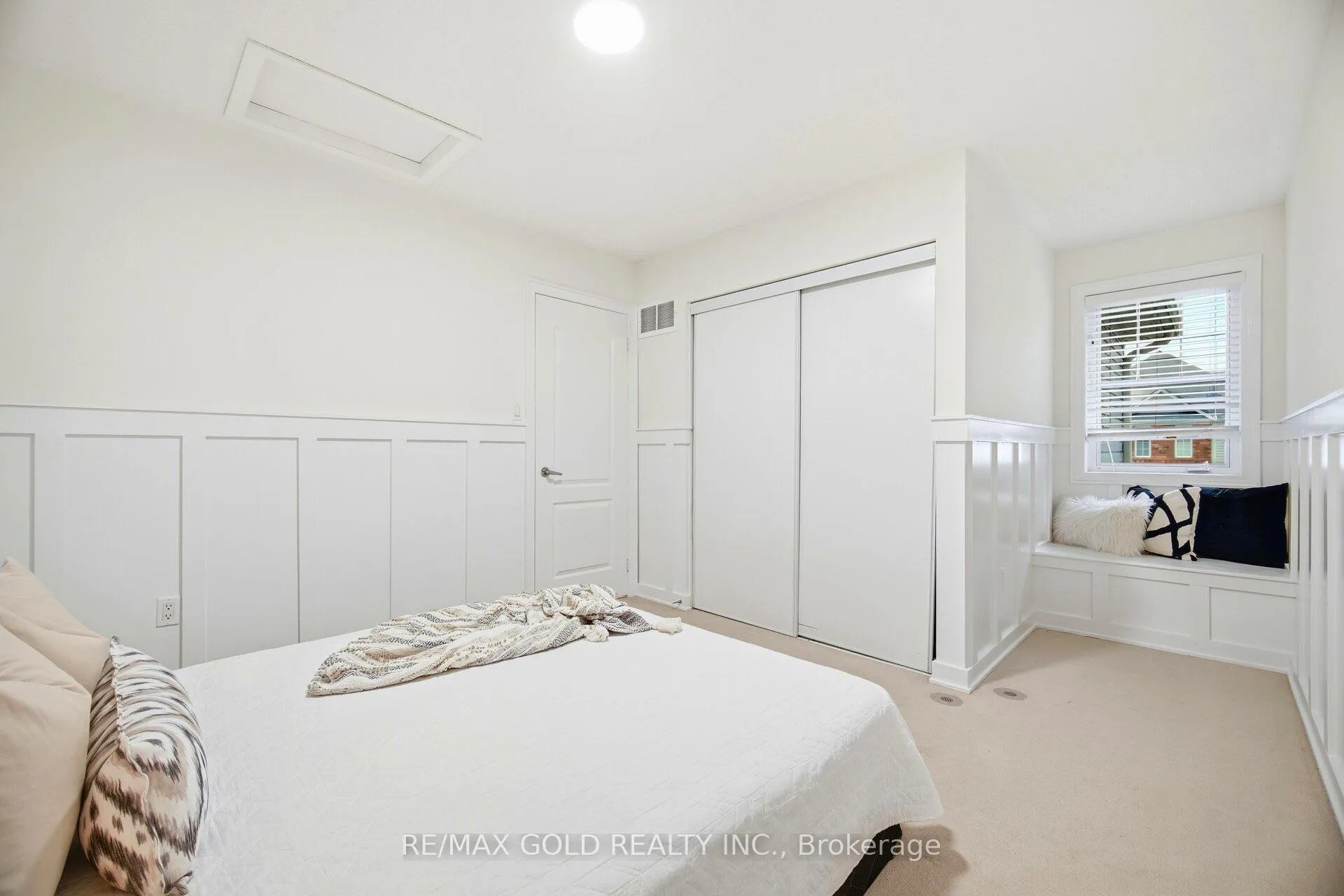 Photo 23 of 920 Sprague Place, Milton, Coates — HOMEH