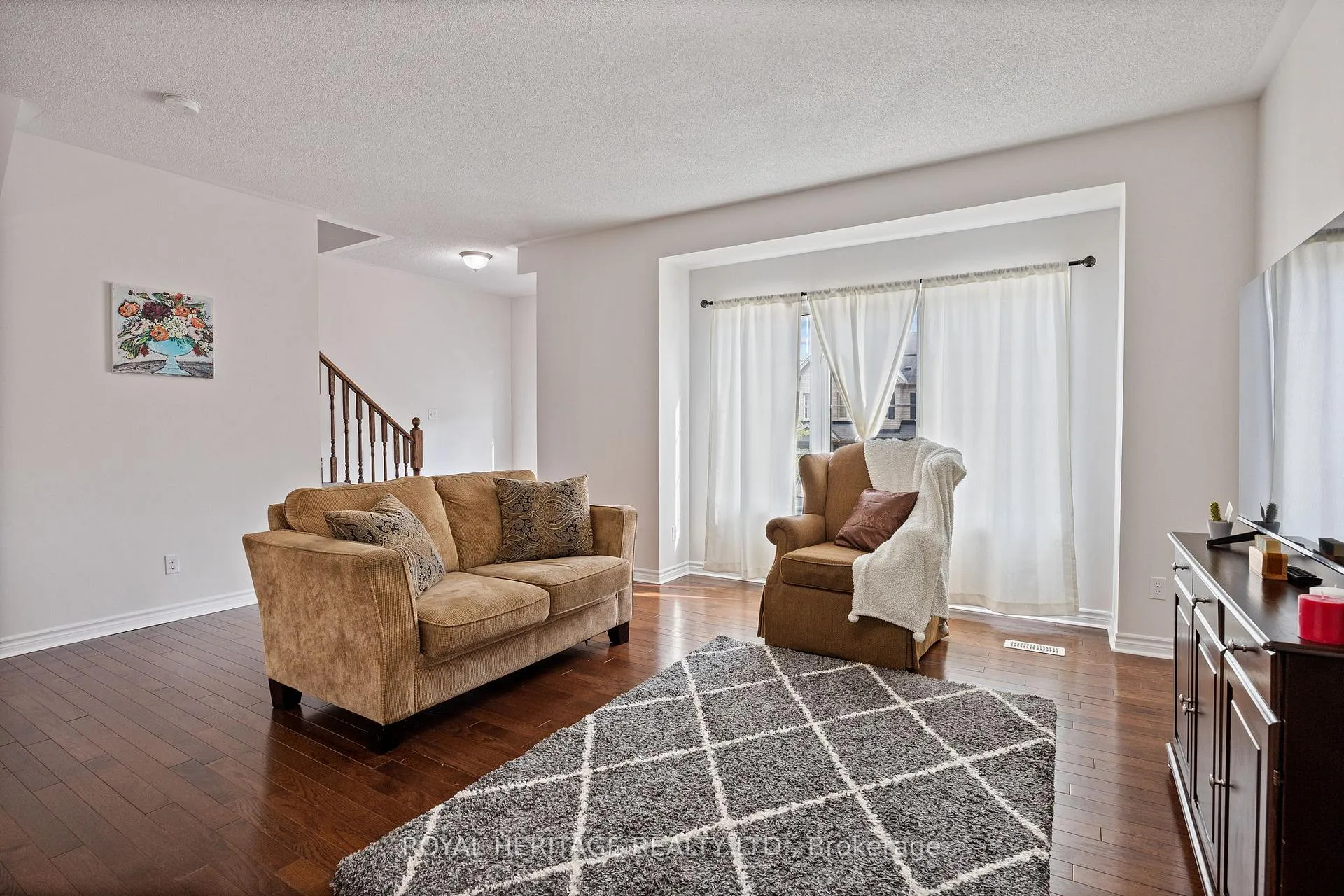 Photo 7 of 1558 Winville Road, Pickering, Duffin Heights — HOMEH
