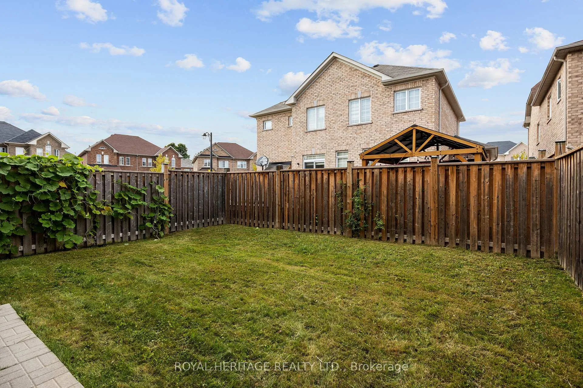 Photo 38 of 1558 Winville Road, Pickering, Duffin Heights — HOMEH