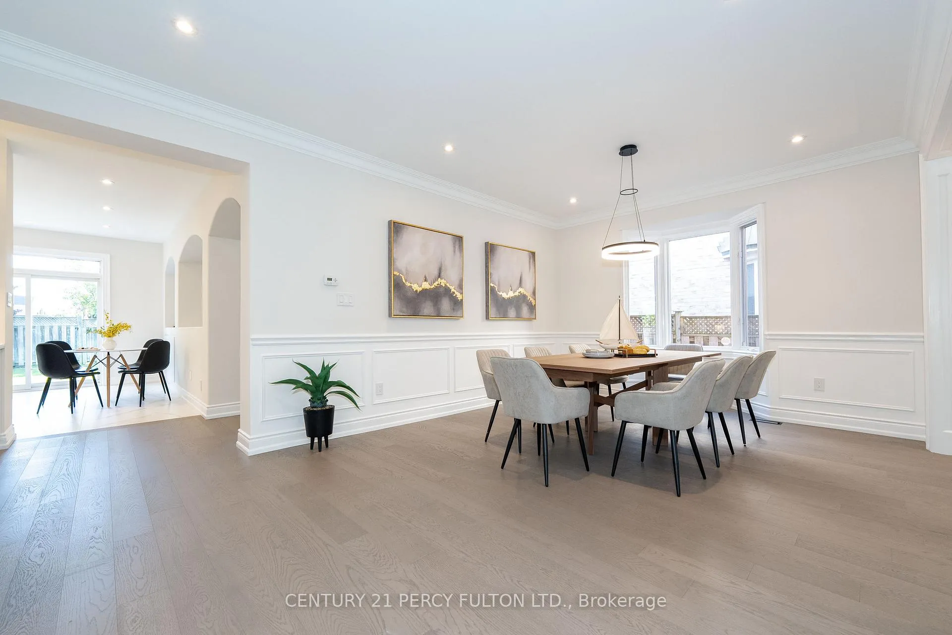 Photo 11 of 10 Burndenford Crescent, Markham, Markville — HOMEH