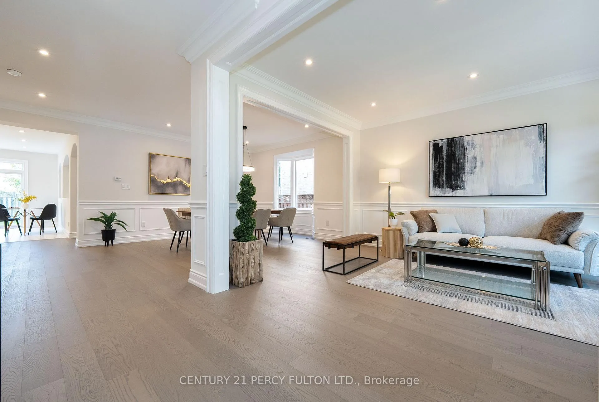 Photo 16 of 10 Burndenford Crescent, Markham, Markville — HOMEH