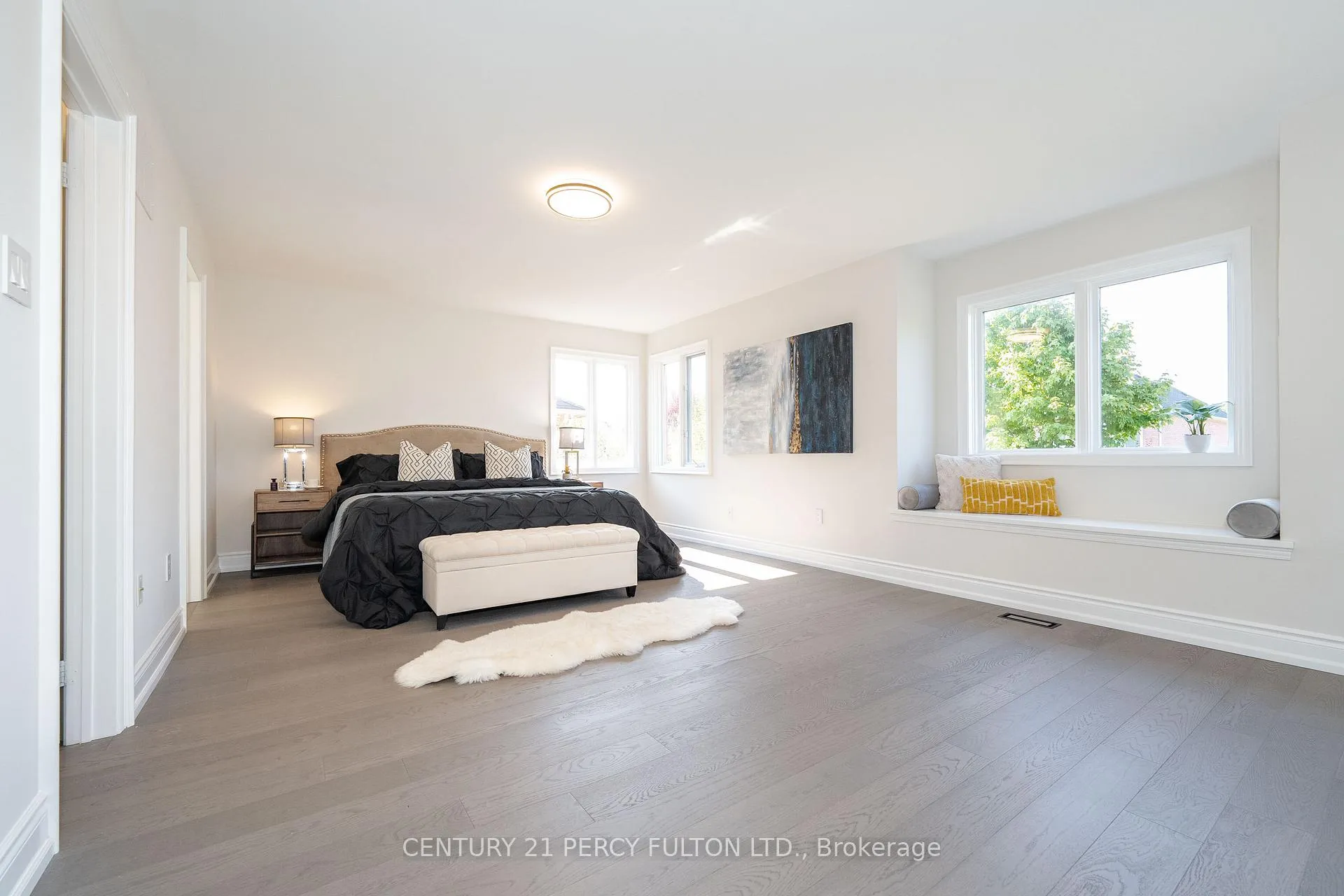 Photo 20 of 10 Burndenford Crescent, Markham, Markville — HOMEH