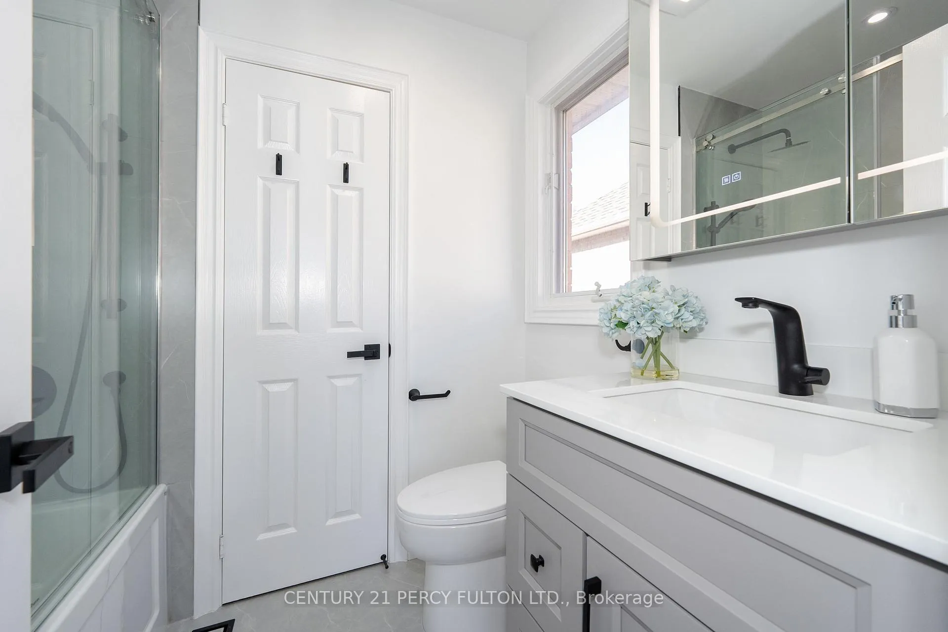 Photo 26 of 10 Burndenford Crescent, Markham, Markville — HOMEH