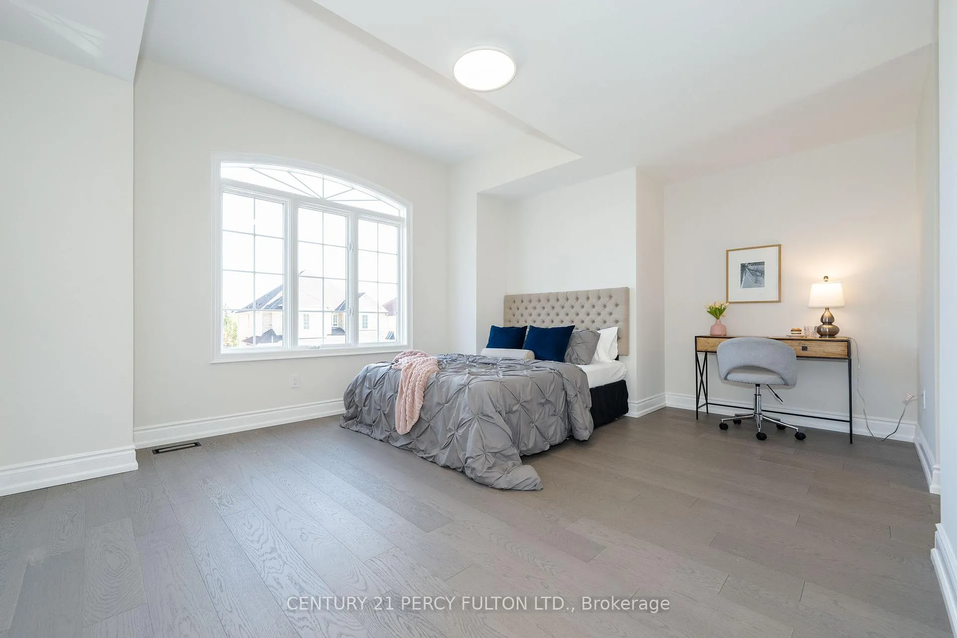 Photo 30 of 10 Burndenford Crescent, Markham, Markville — HOMEH