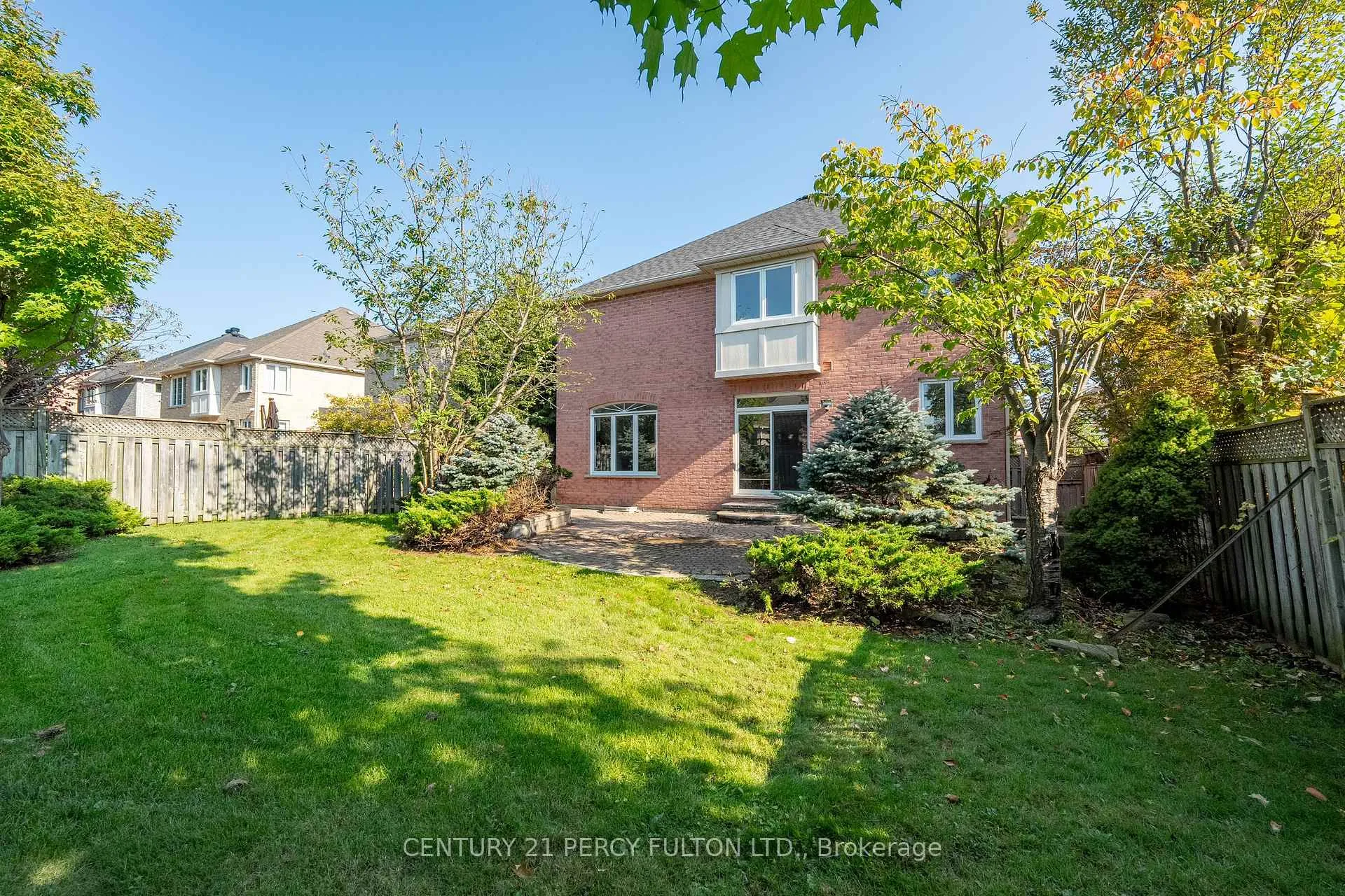 Photo 34 of 10 Burndenford Crescent, Markham, Markville — HOMEH