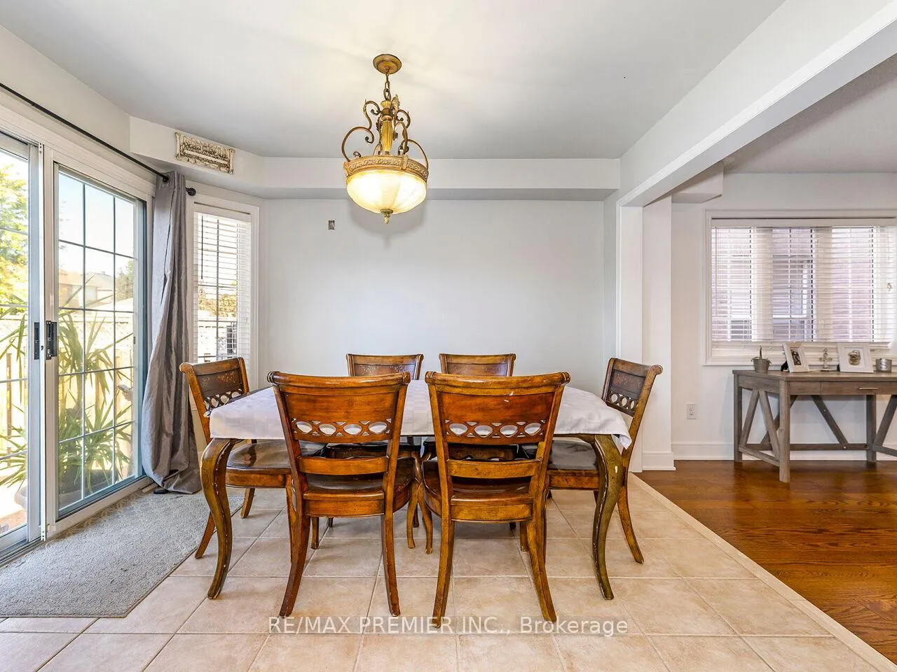 Photo 18 of 104 Humbershed Crescent, Caledon, Bolton West — HOMEH